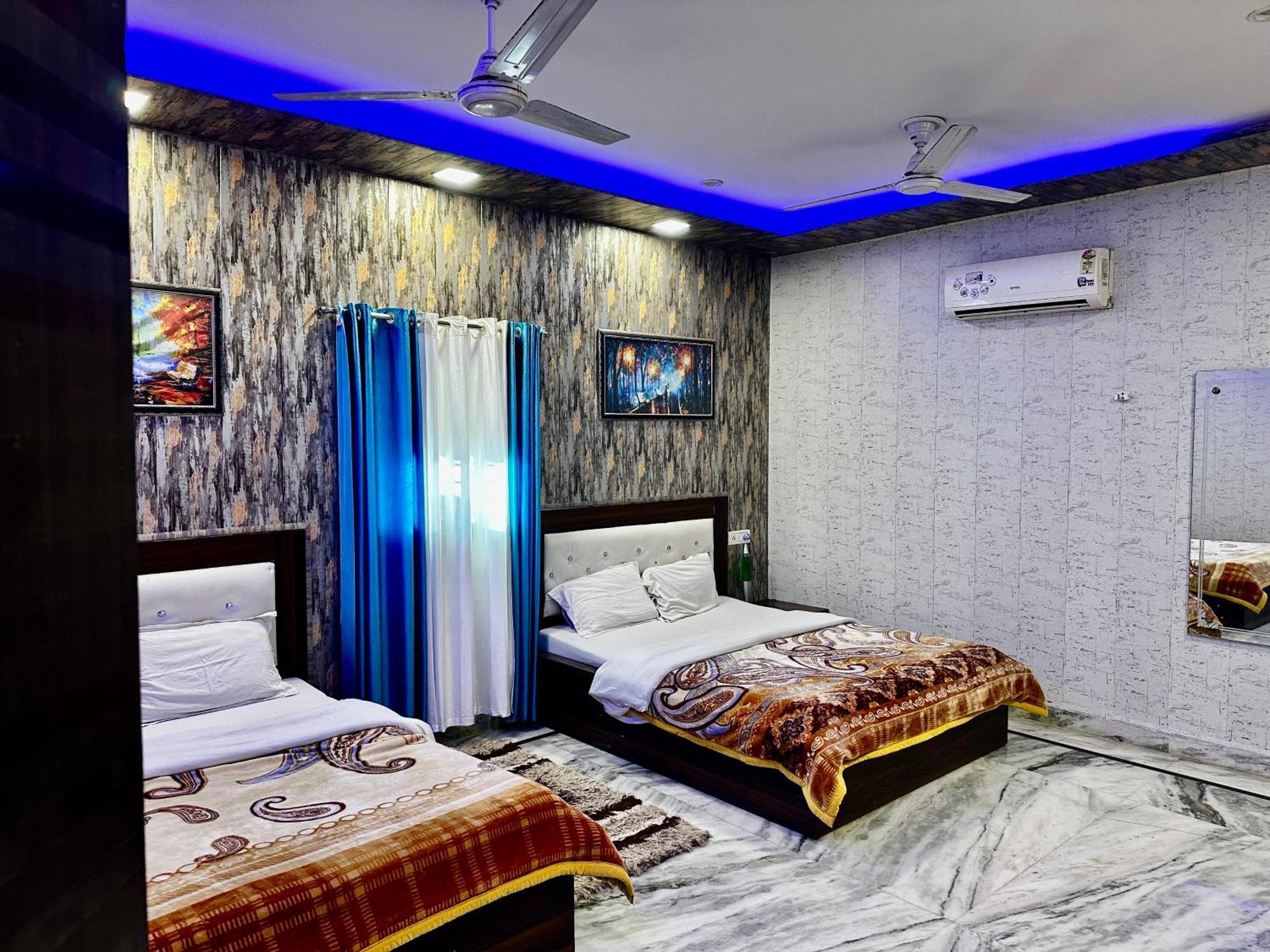 Taj Castle A Boutique Bed & Breakfast Agra (Uttar Pradesh)