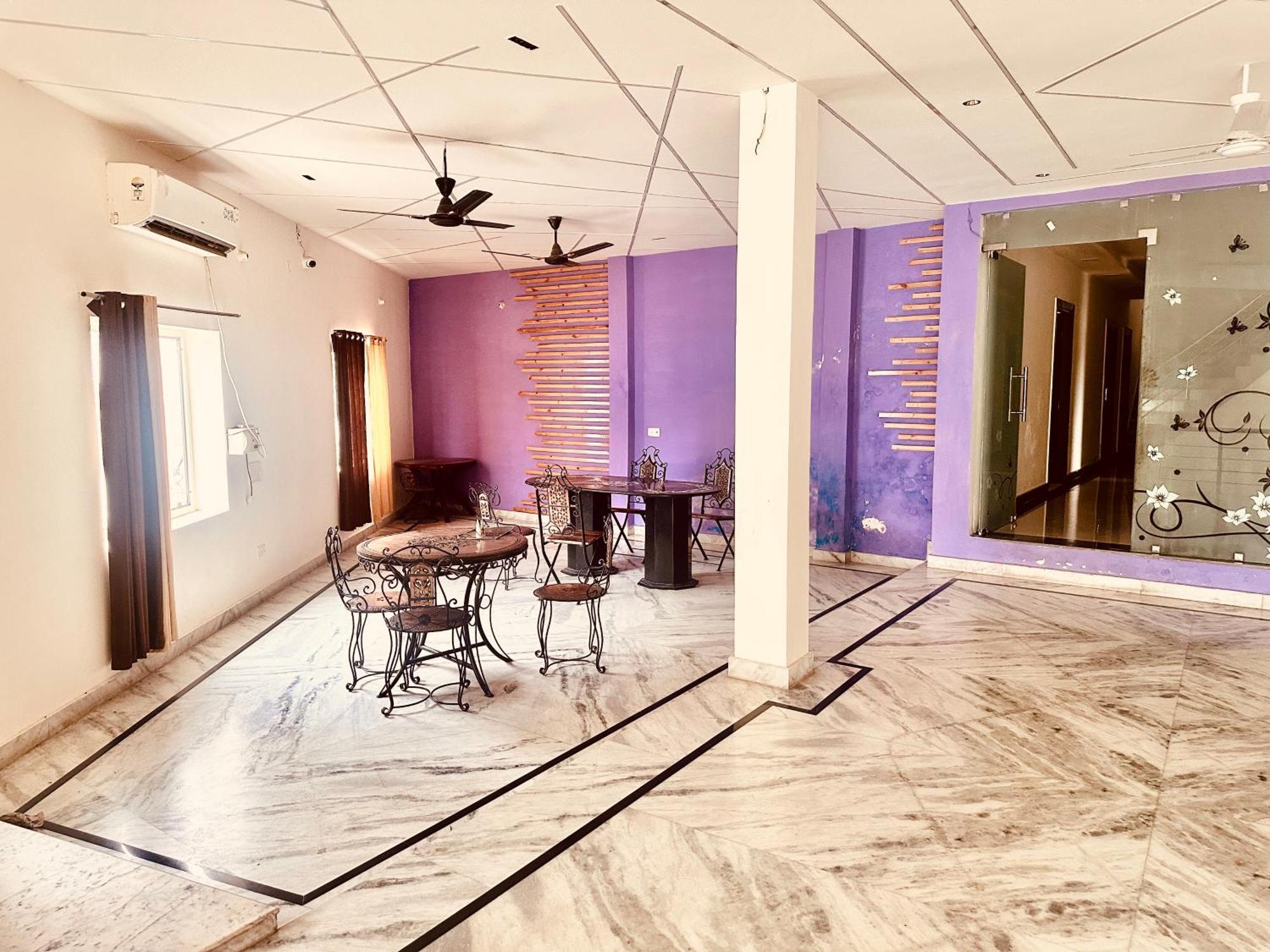 Taj Castle A Boutique Bed & Breakfast *