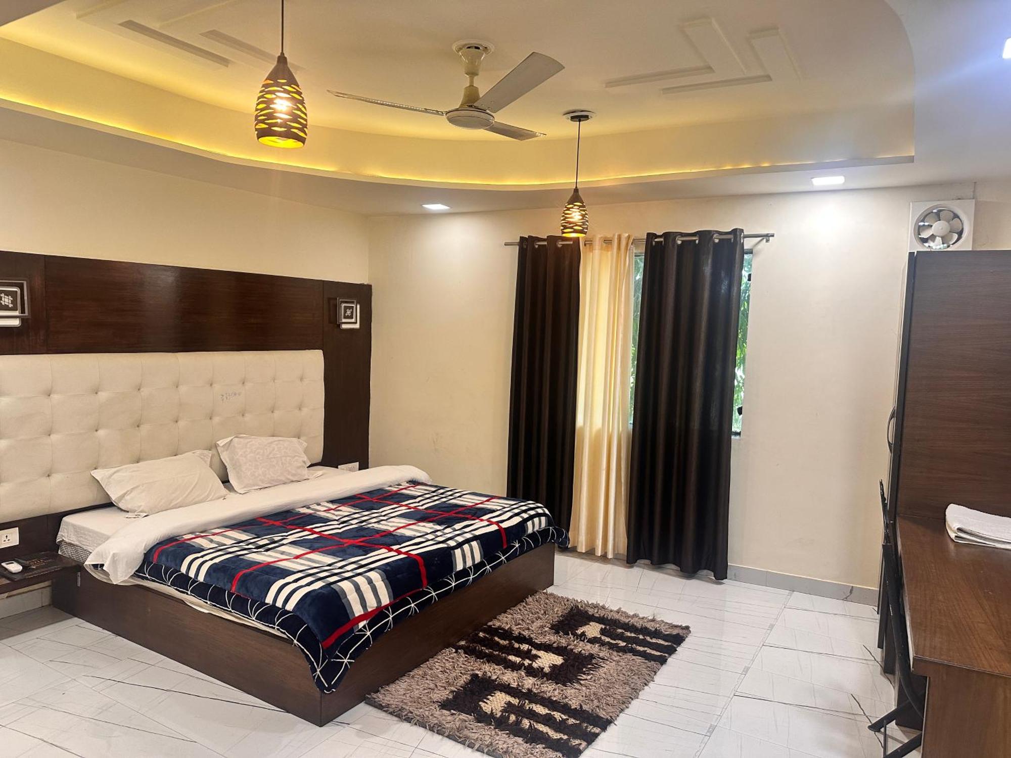 Bed & Breakfast Taj Castle A Boutique *