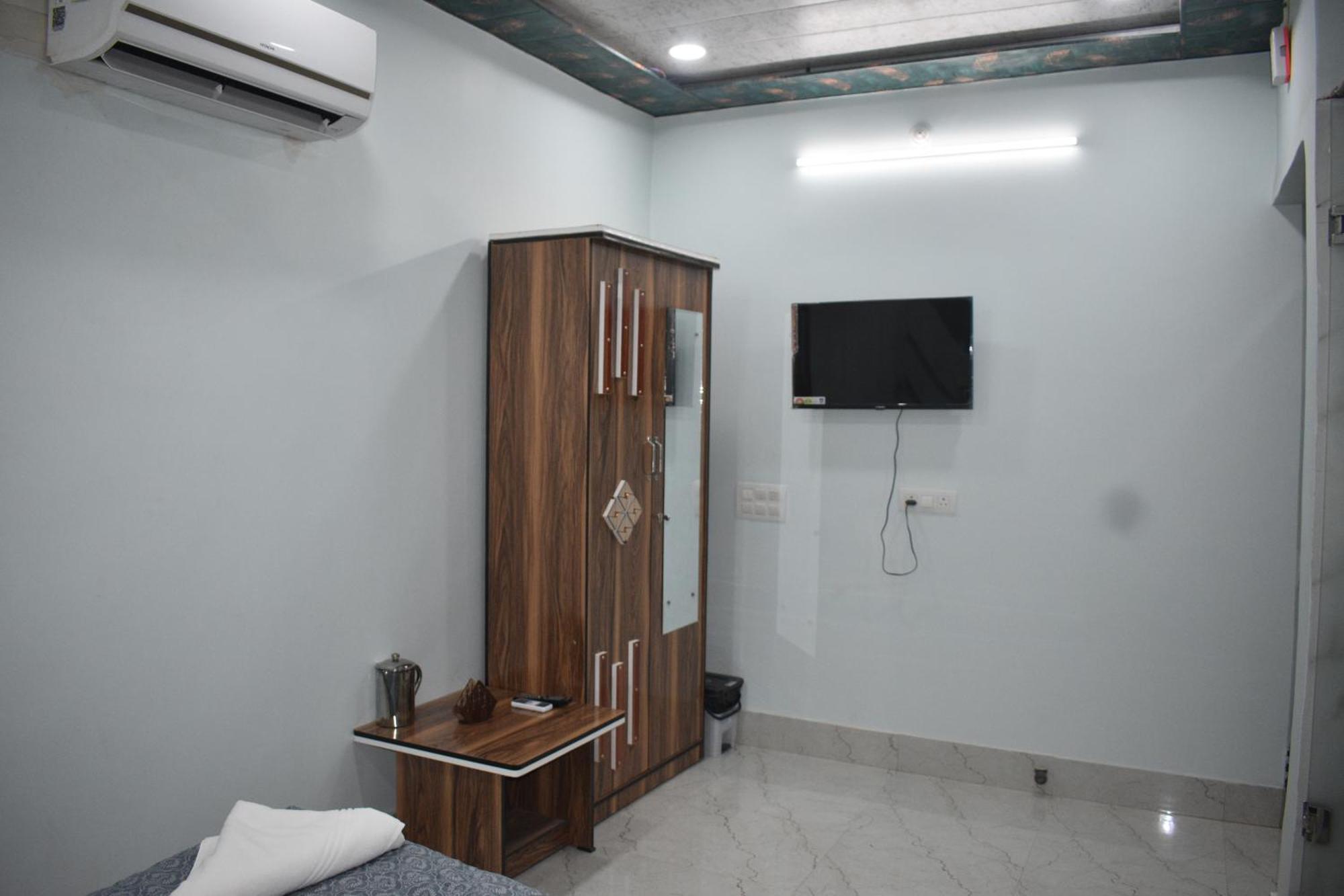 Rk Paying Agra (Uttar Pradesh)