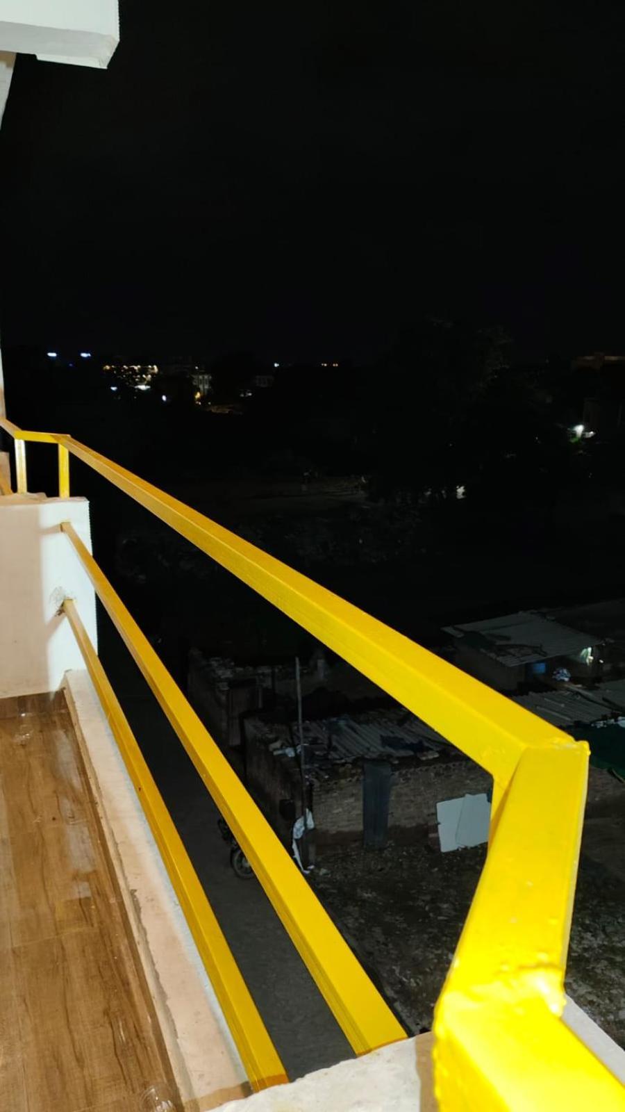 Homestay Sunrise Agra-rooftop View Taj Mahal *