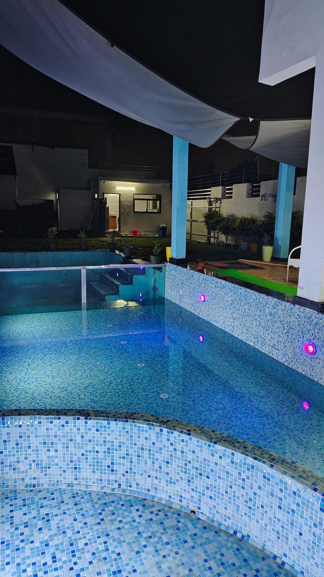 Aqua Heaven Farm stay Agra (Uttar Pradesh)