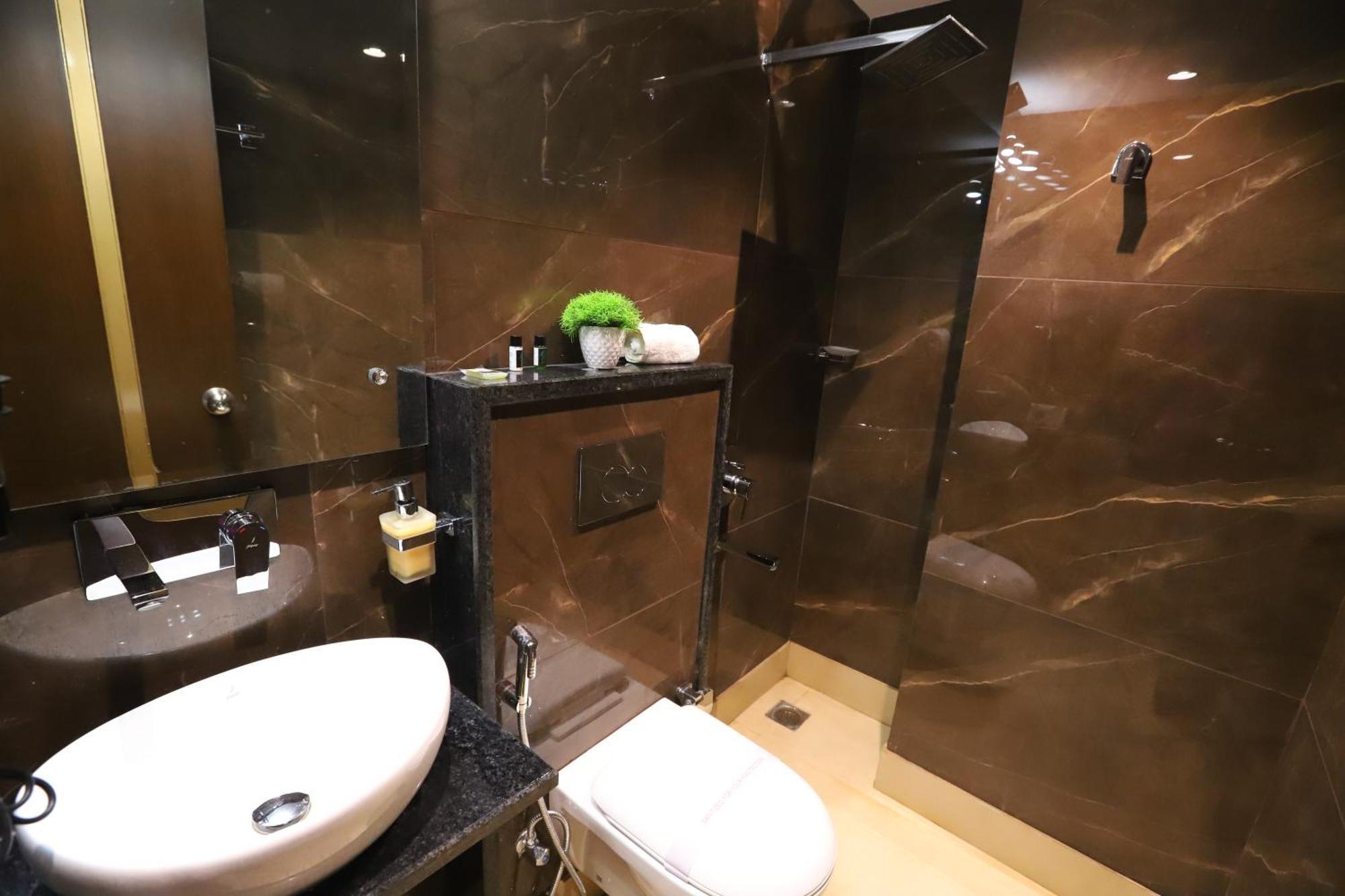 Hotel Crown Agra Near Taj Mahal Agra (Uttar Pradesh)