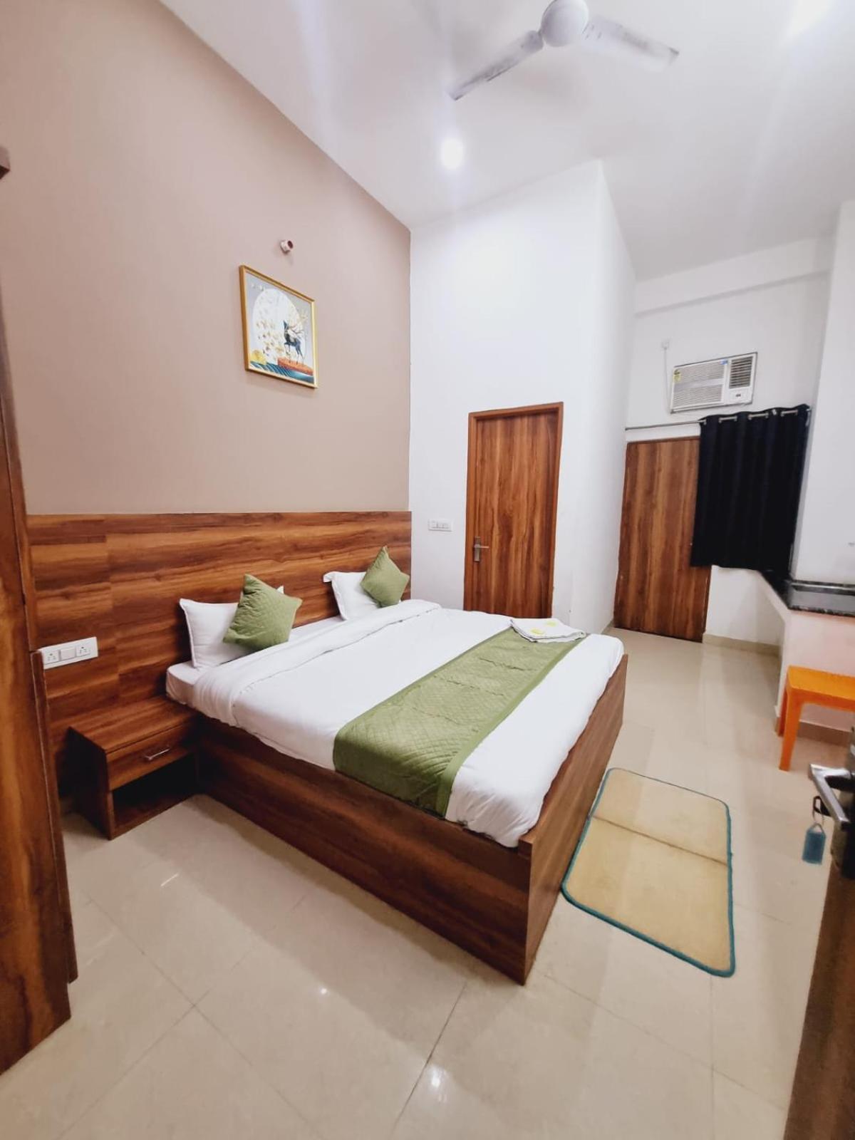 Urban - Budget Family Agra (Uttar Pradesh)