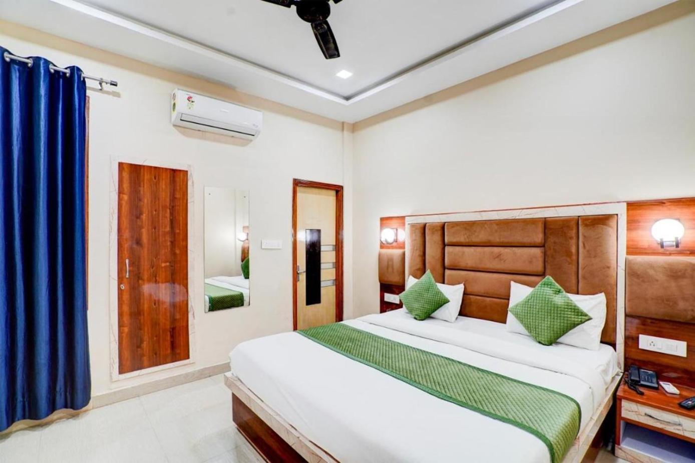 Homestay The Five Dimension Agra (Uttar Pradesh)