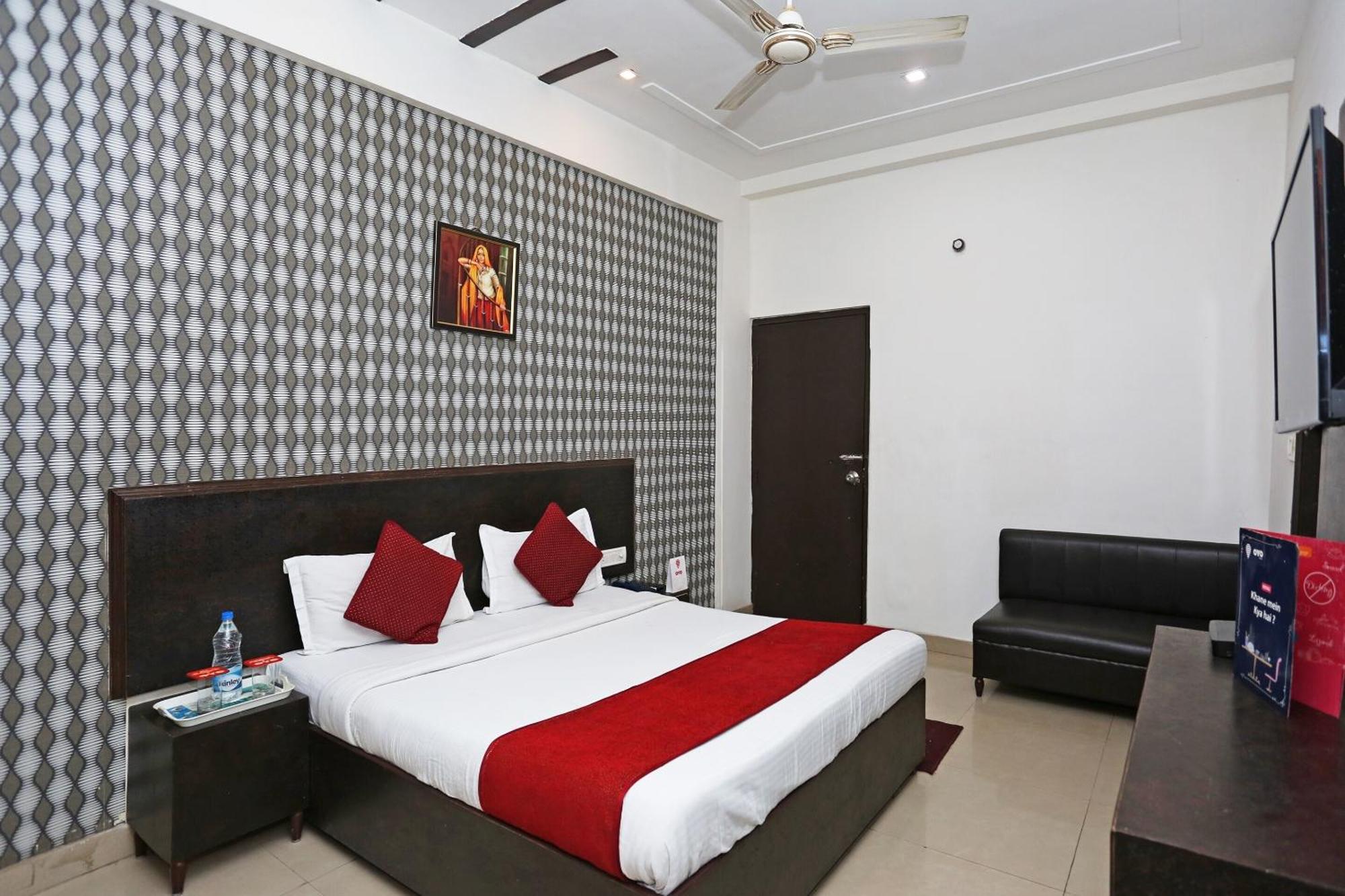 Hotel O Kanha Continental Agra (Uttar Pradesh)