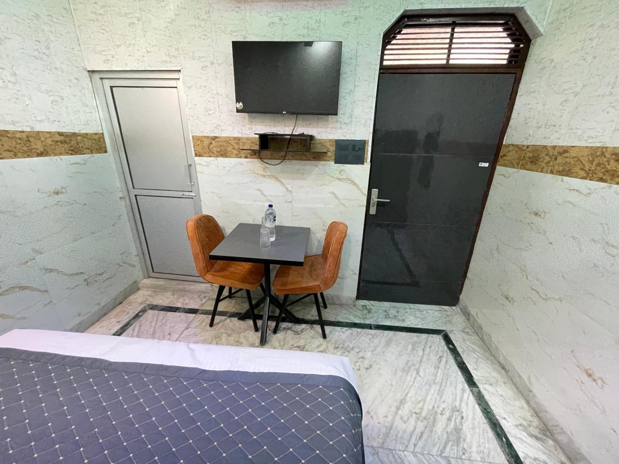 Taran Bliss Agra- Near Taj Mahal Homestay Agra (Uttar Pradesh)