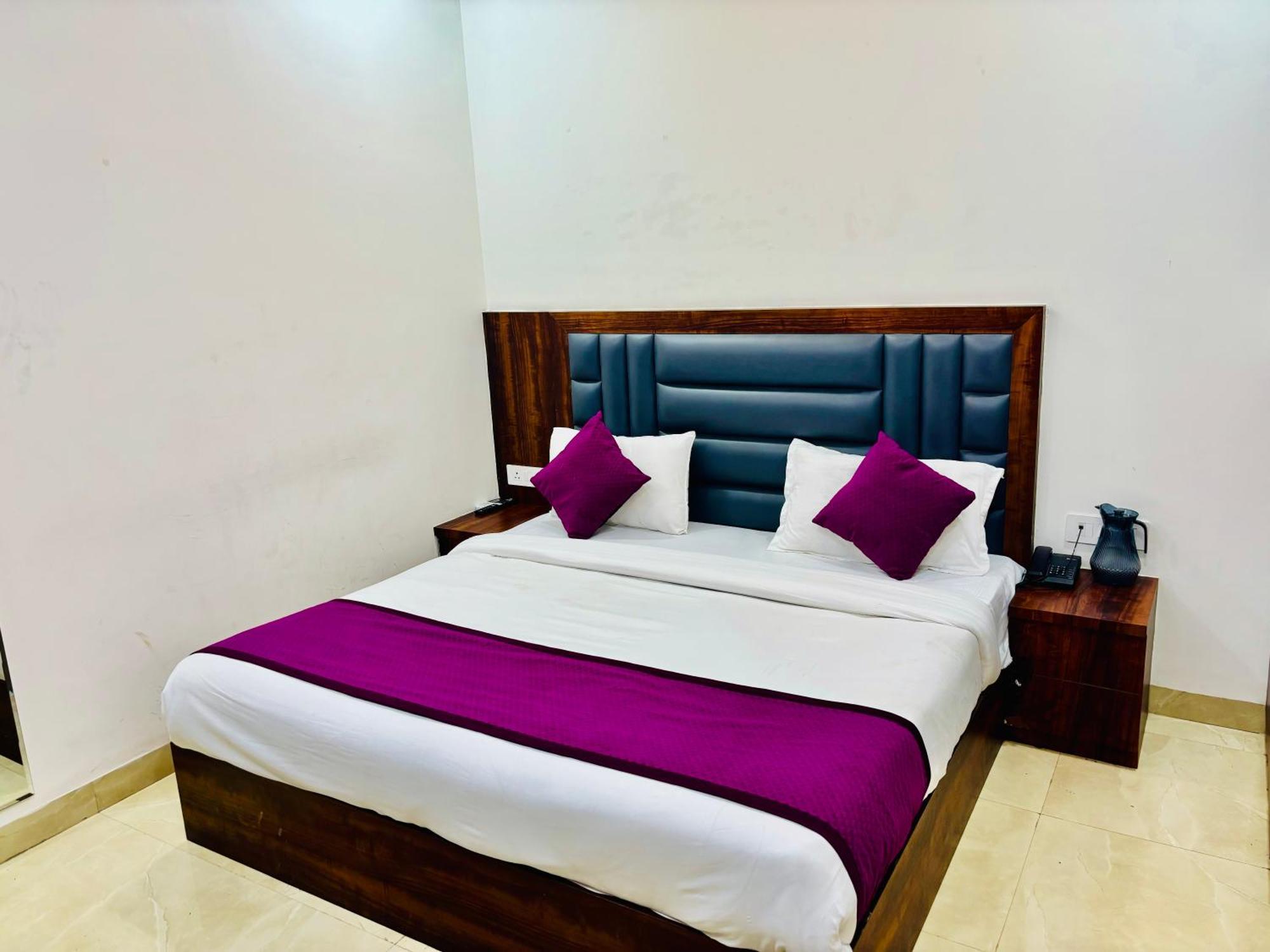 Homestay White Town - Agra