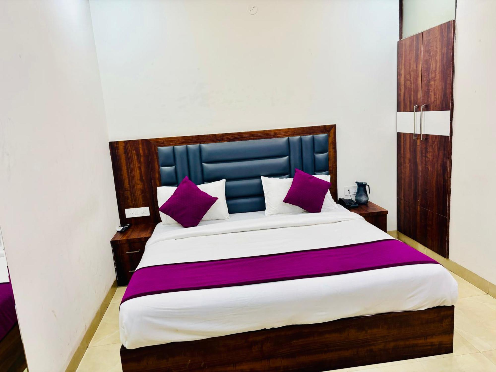White Town - Agra Homestay