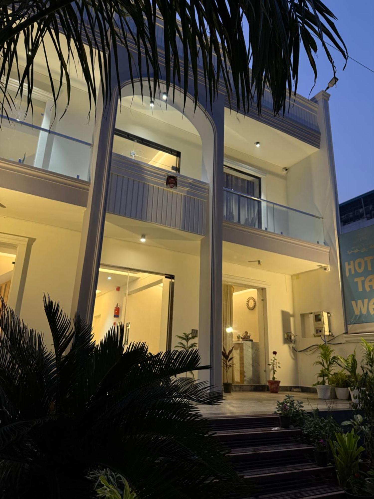 Taj Way By Jyoti Hotel 4*