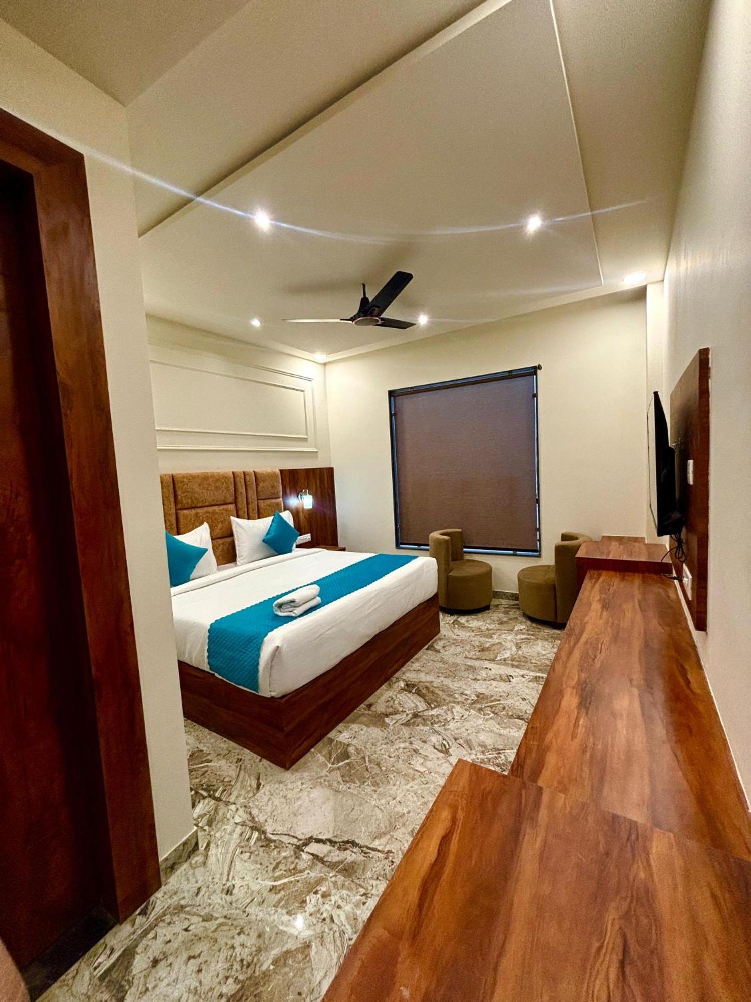 Hotel Majestic Heights Agra (Uttar Pradesh)