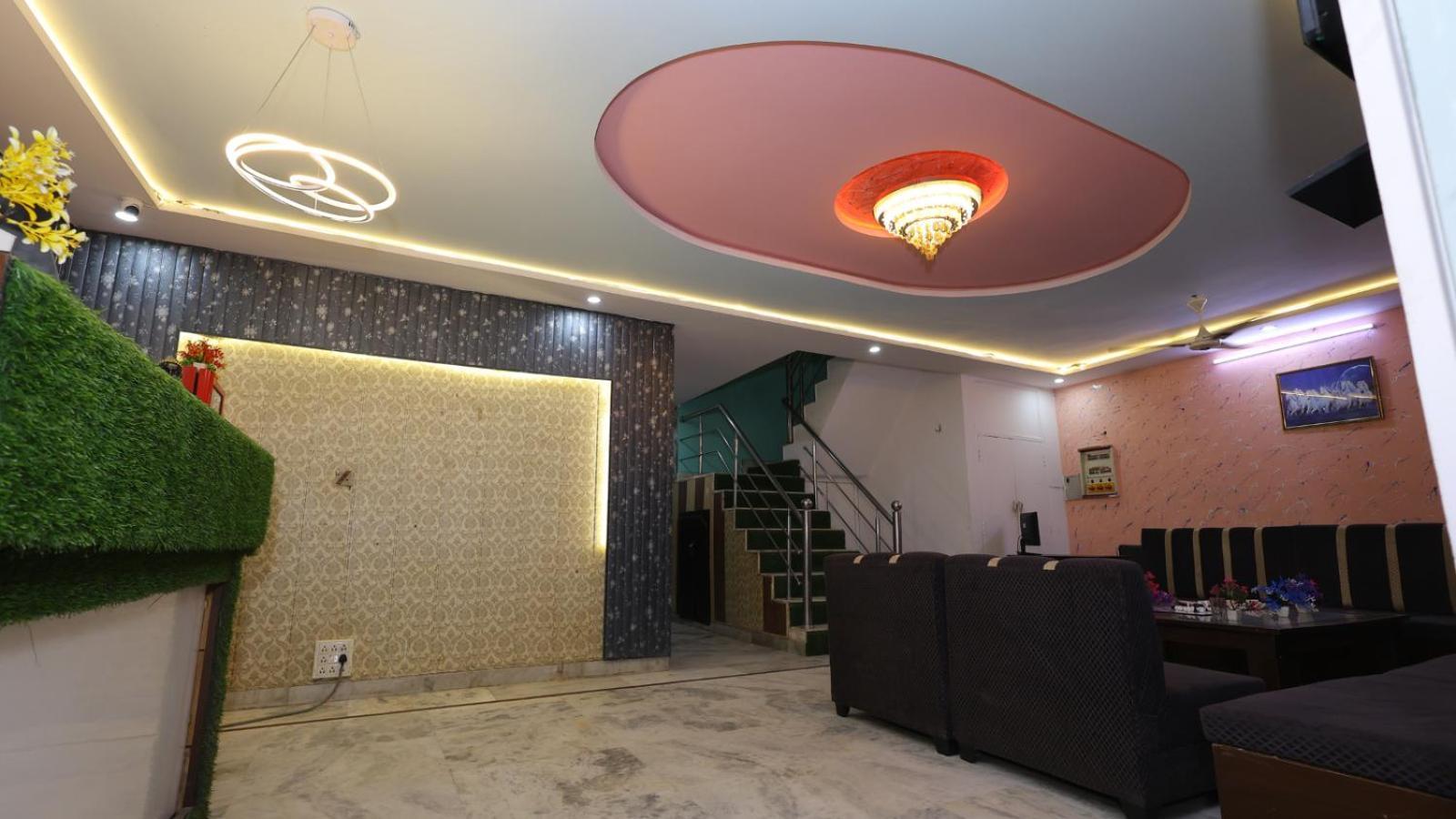 Novo - Near Taj Mahal Hotel Agra (Uttar Pradesh)
