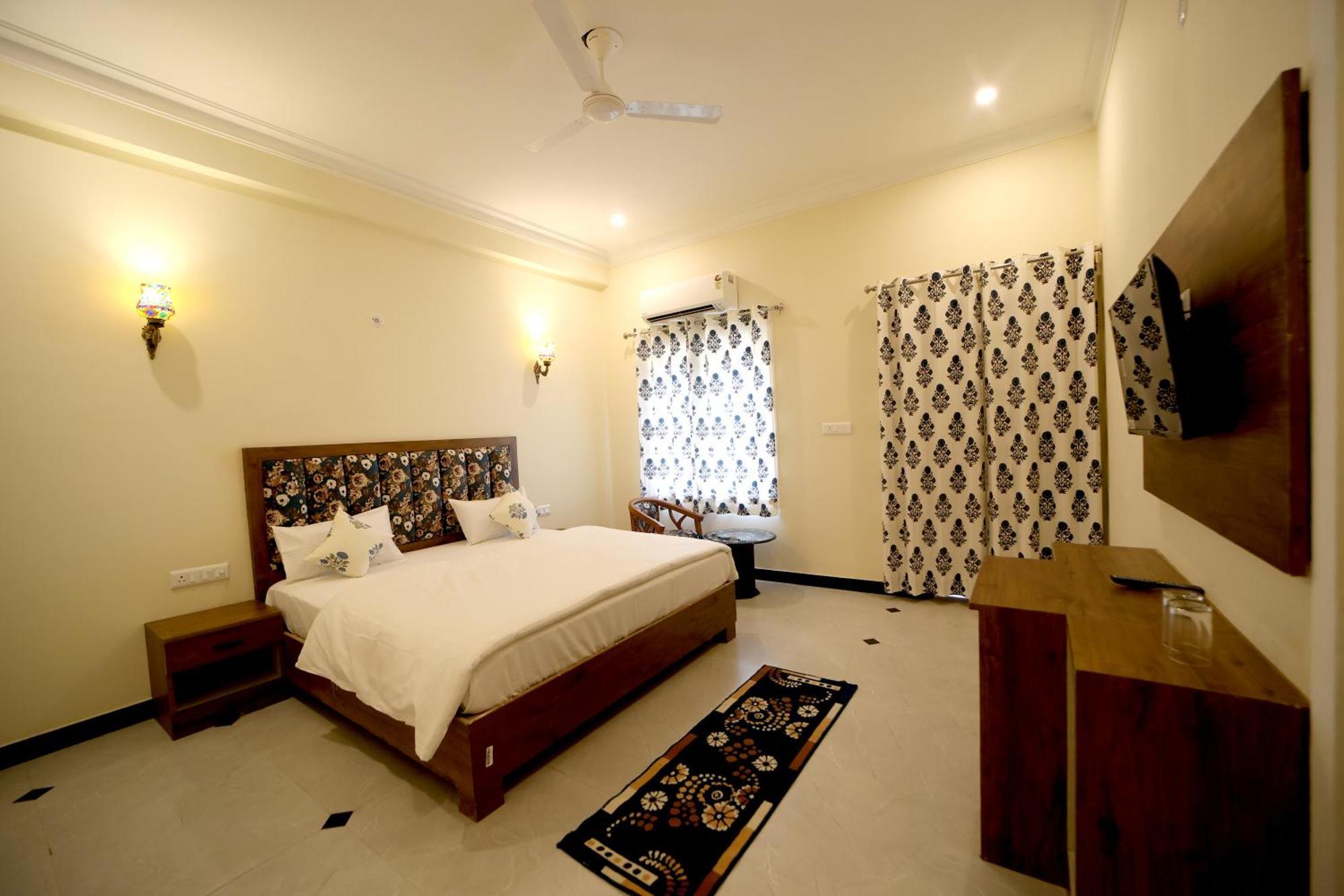 Arti's Agra (Uttar Pradesh)
