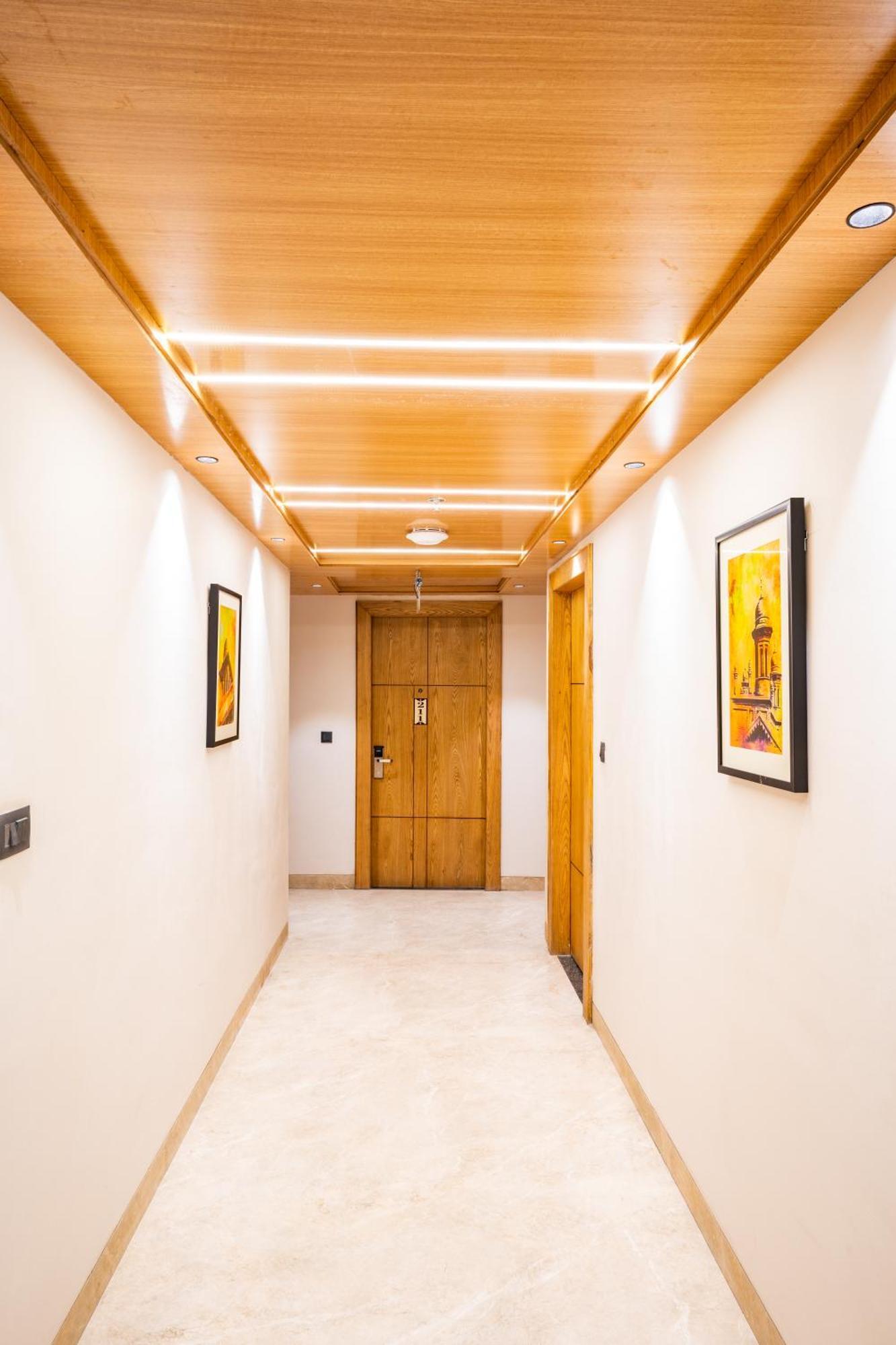 Hotel Regenta Place Raaj Agra, Tajganj 4*