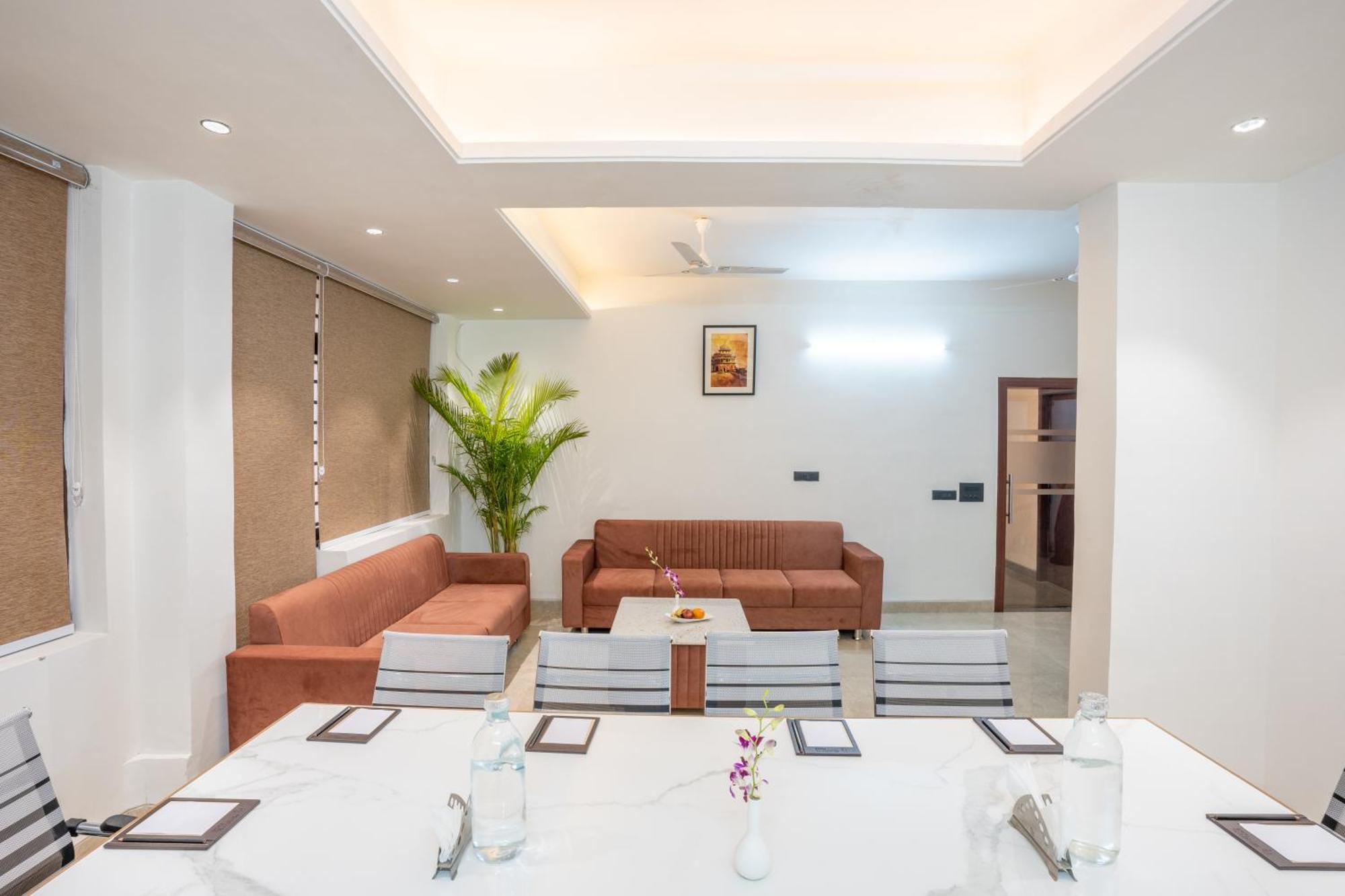 Regenta Place Raaj Agra, Tajganj Hotel