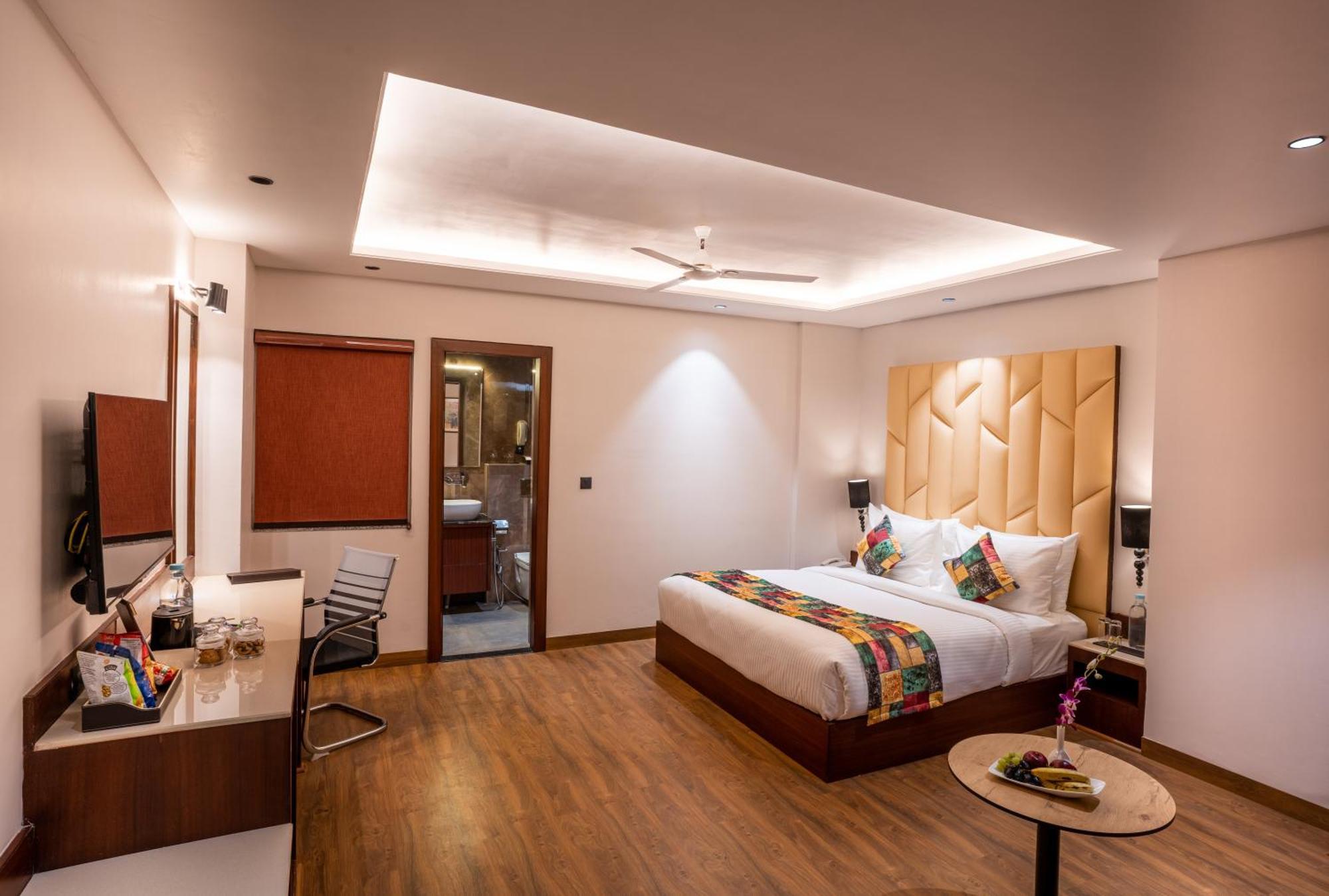 Hotel Regenta Place Raaj Agra, Tajganj 4*