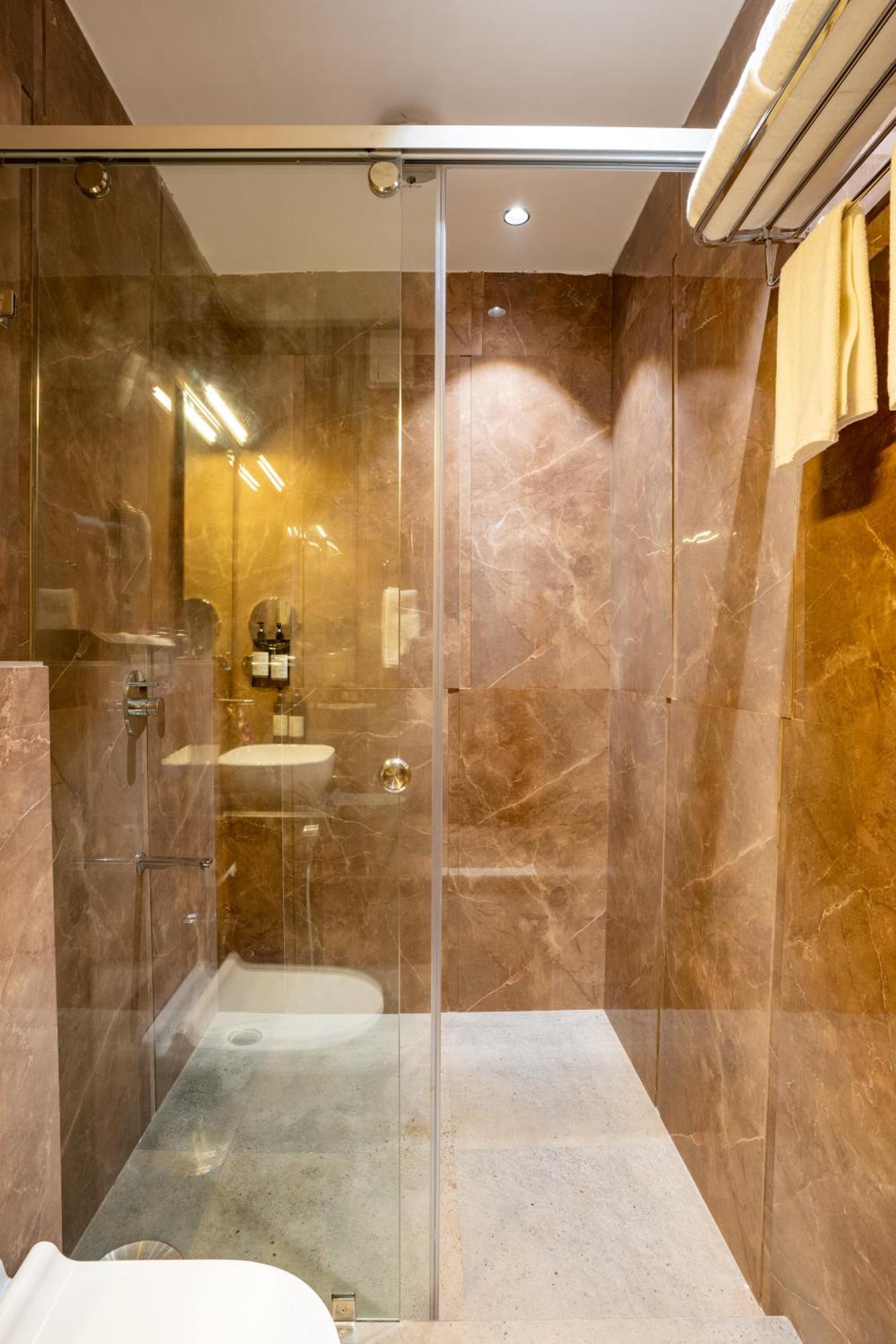 Regenta Place Raaj Agra, Tajganj 4*