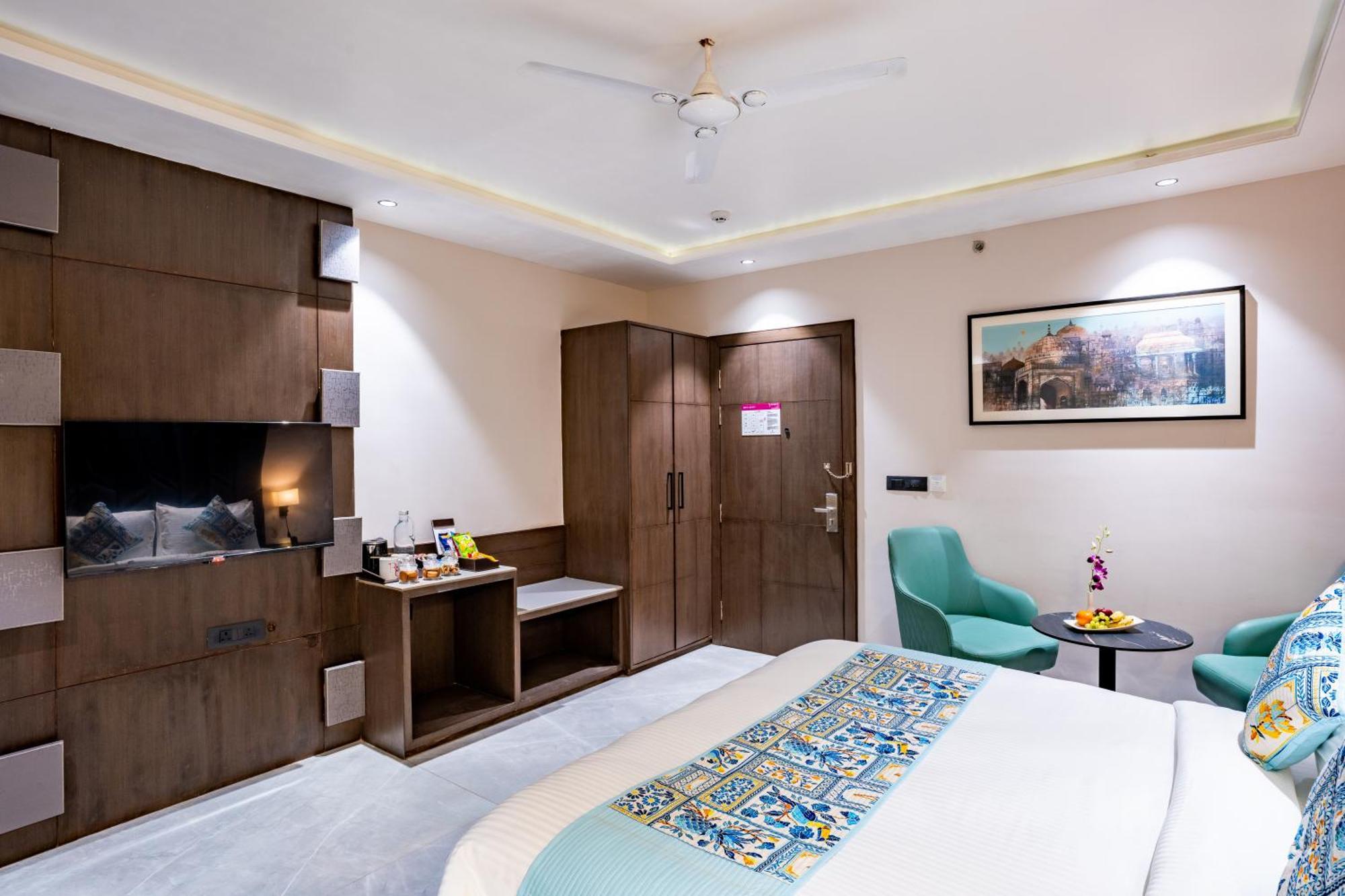 Regenta Place Raaj Agra, Tajganj Hotel