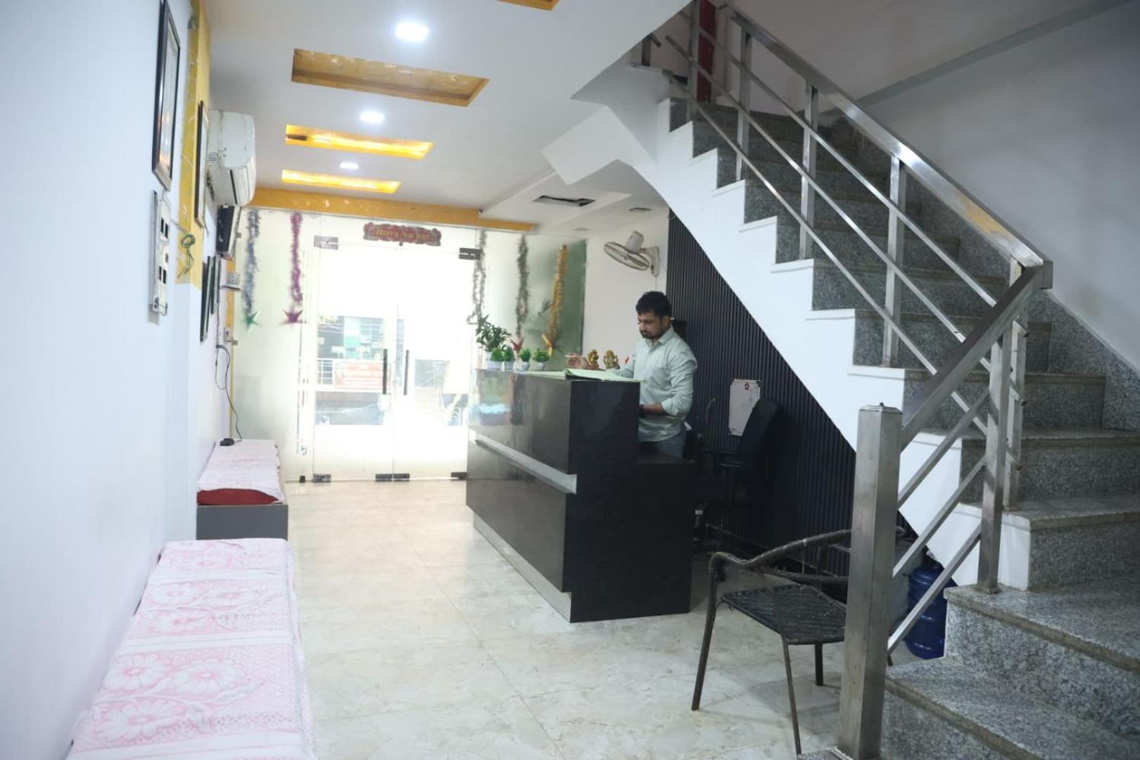 Hotel Grand Father Agra (Uttar Pradesh)