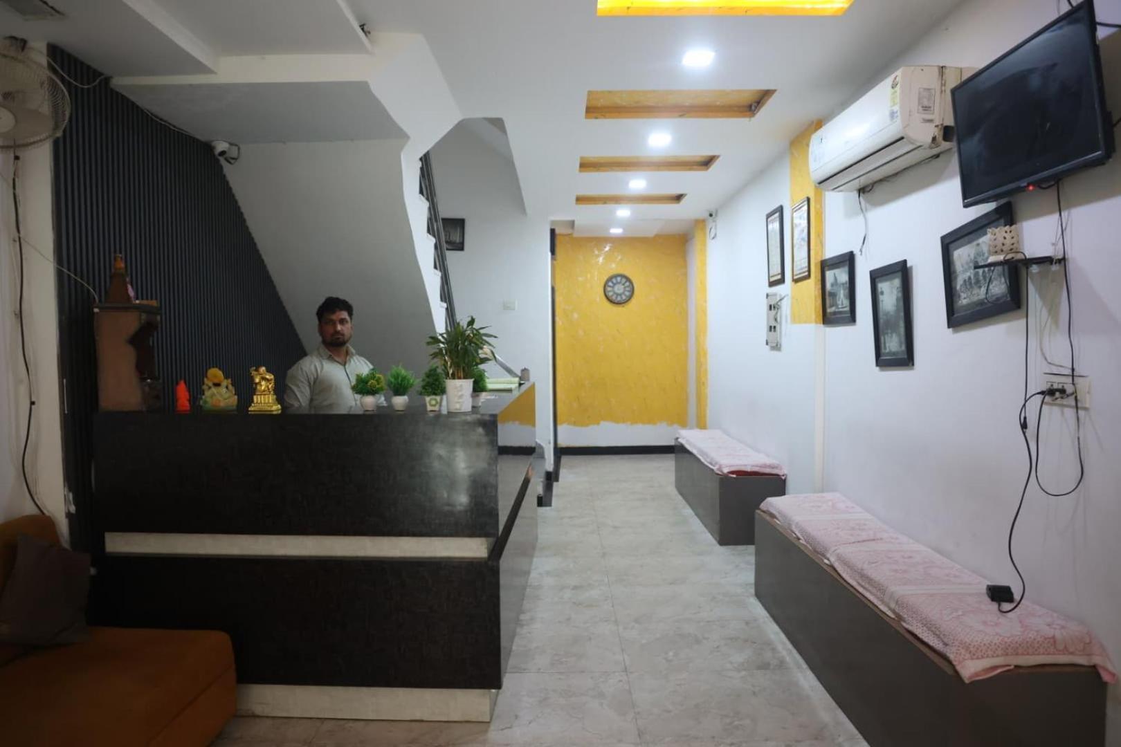 Grand Father Agra (Uttar Pradesh)