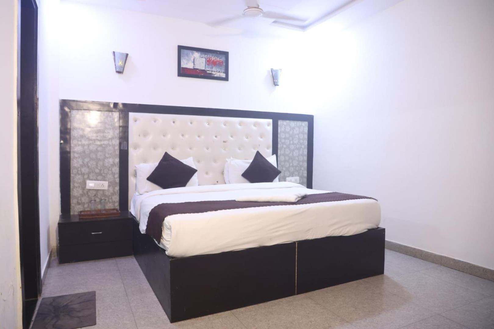 Grand Father 3* Agra (Uttar Pradesh)
