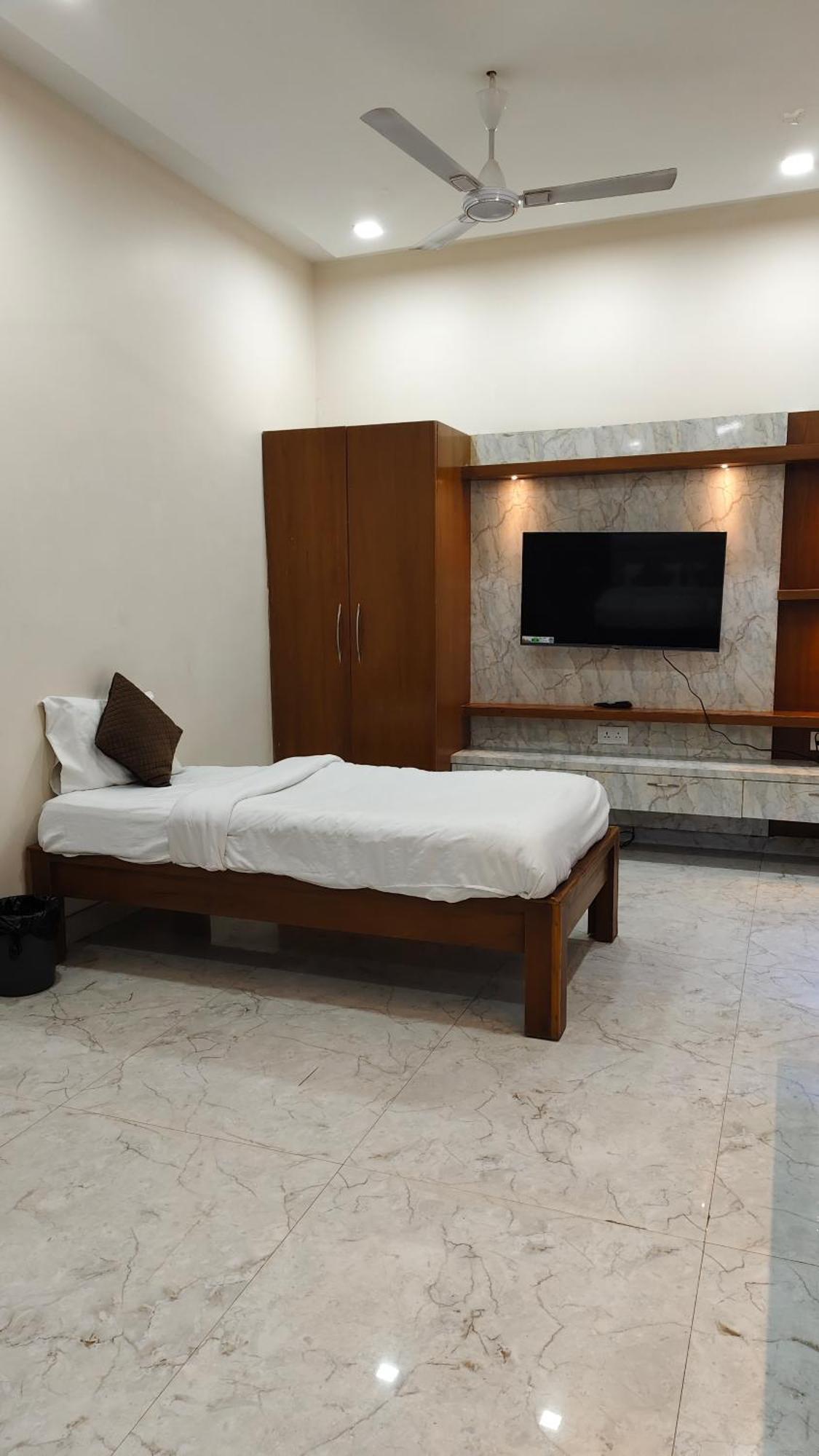 Homestay Hotel The Shanaya - Rooftop View Taj Mahal Agra (Uttar Pradesh)