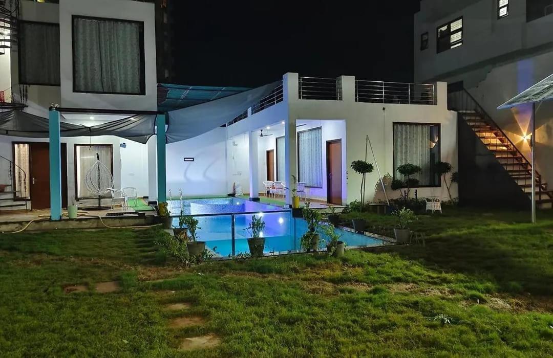 Homestay Acqua Manor