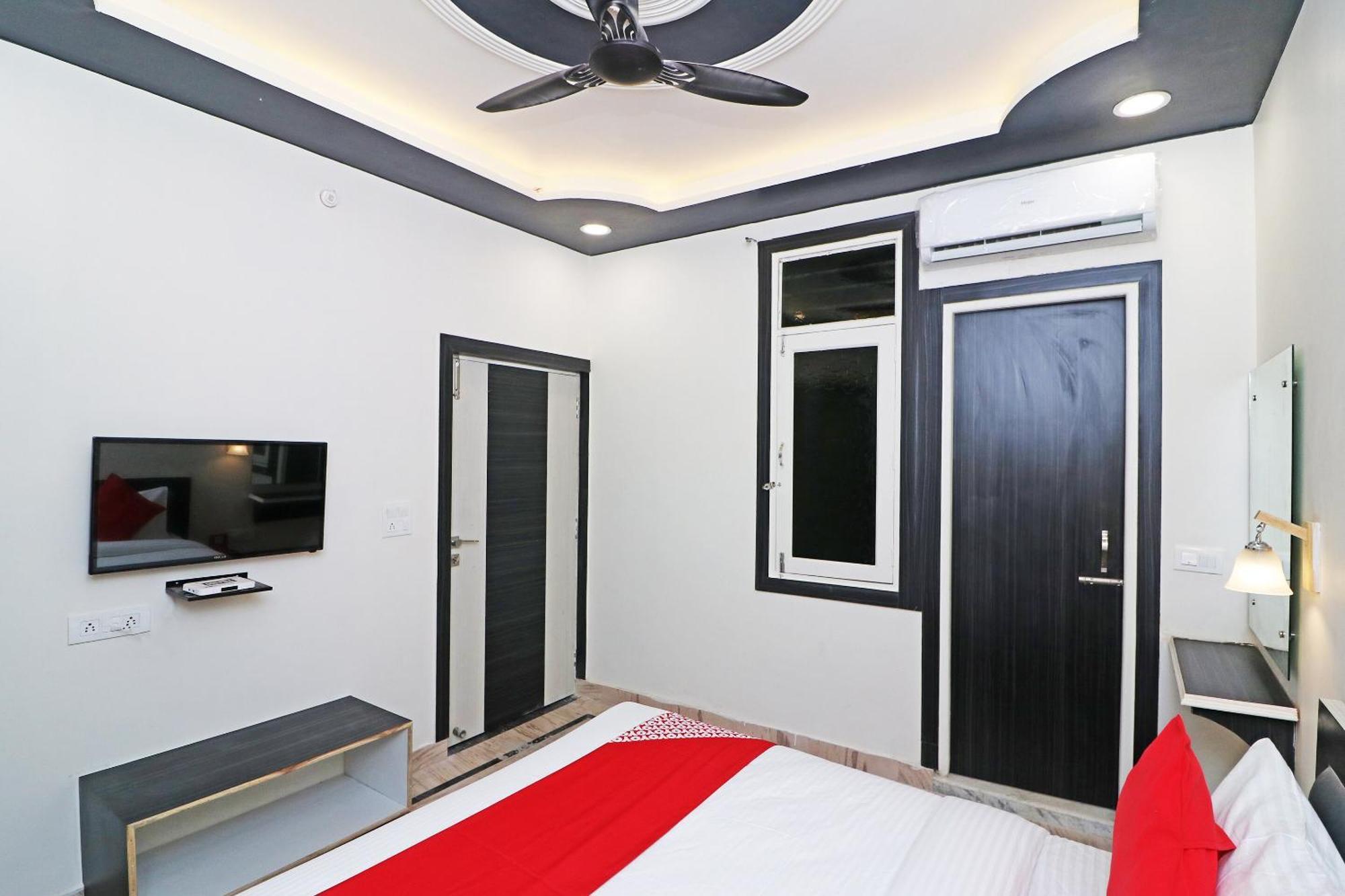 O Town House 3*