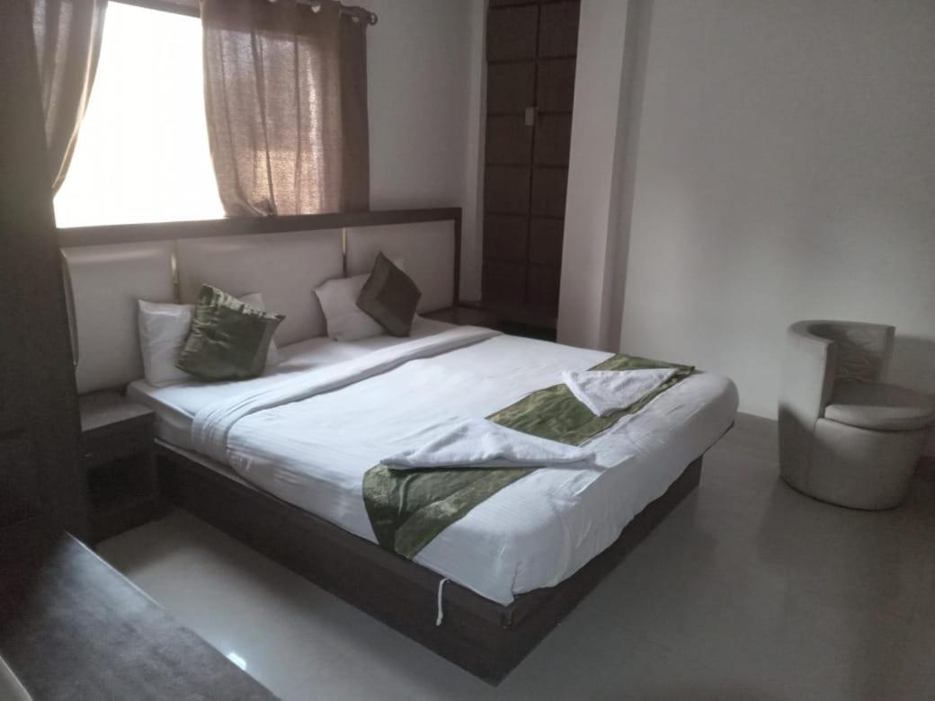 Hotel Mani Ram Palace