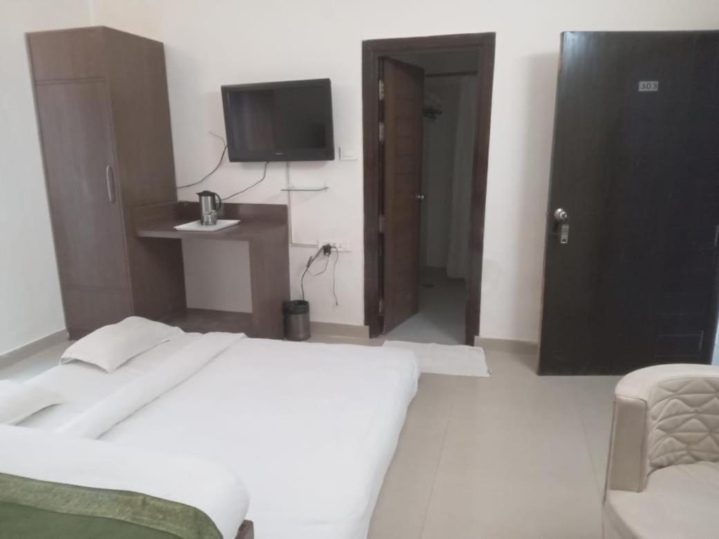 Hotel Mani Ram Palace