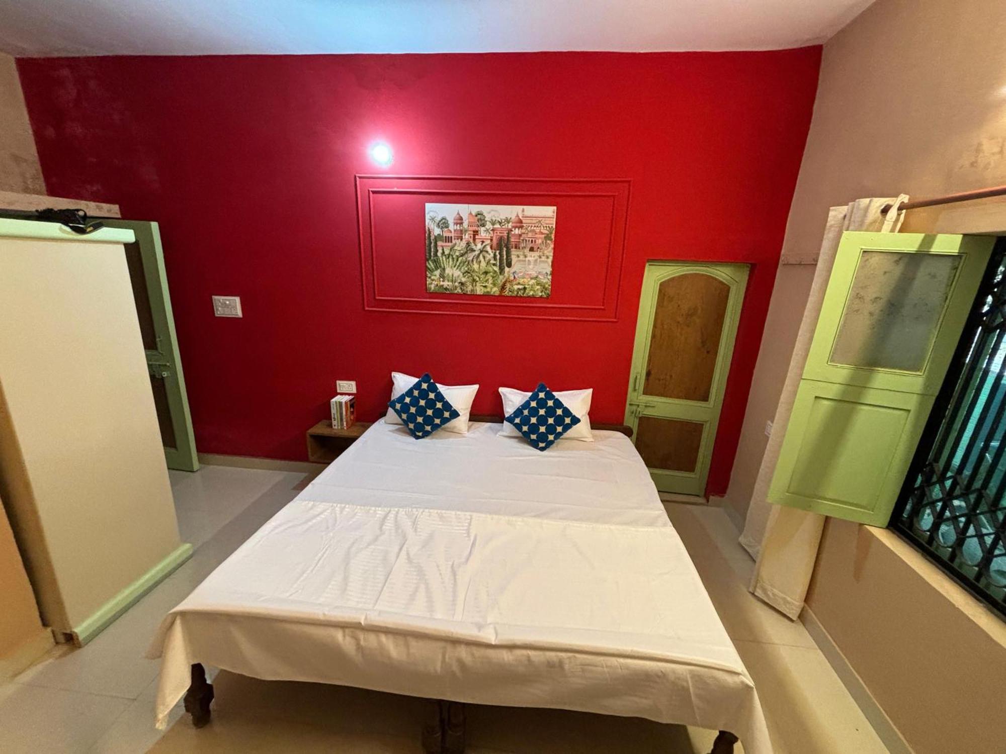 The Noor House Hotel *