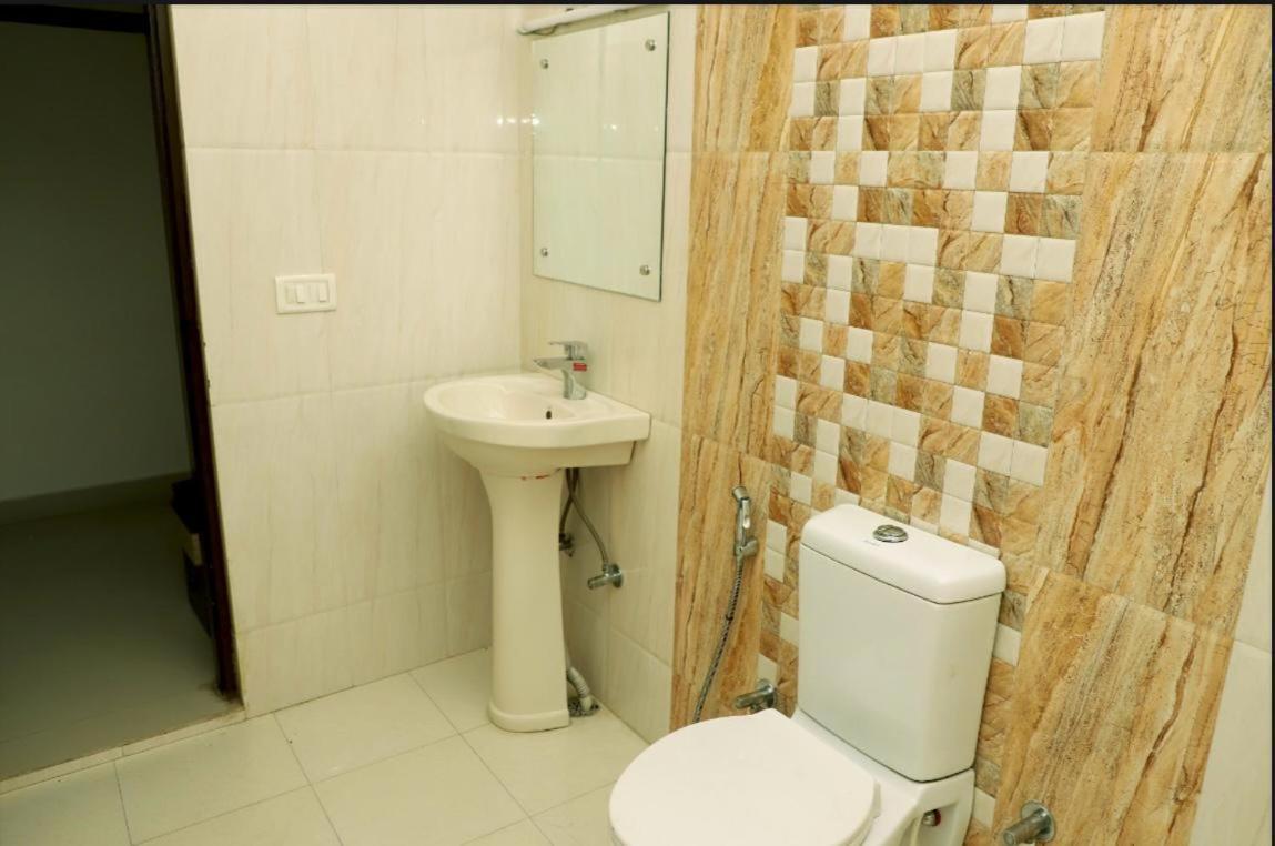 The Golden View Guest house Agra (Uttar Pradesh)