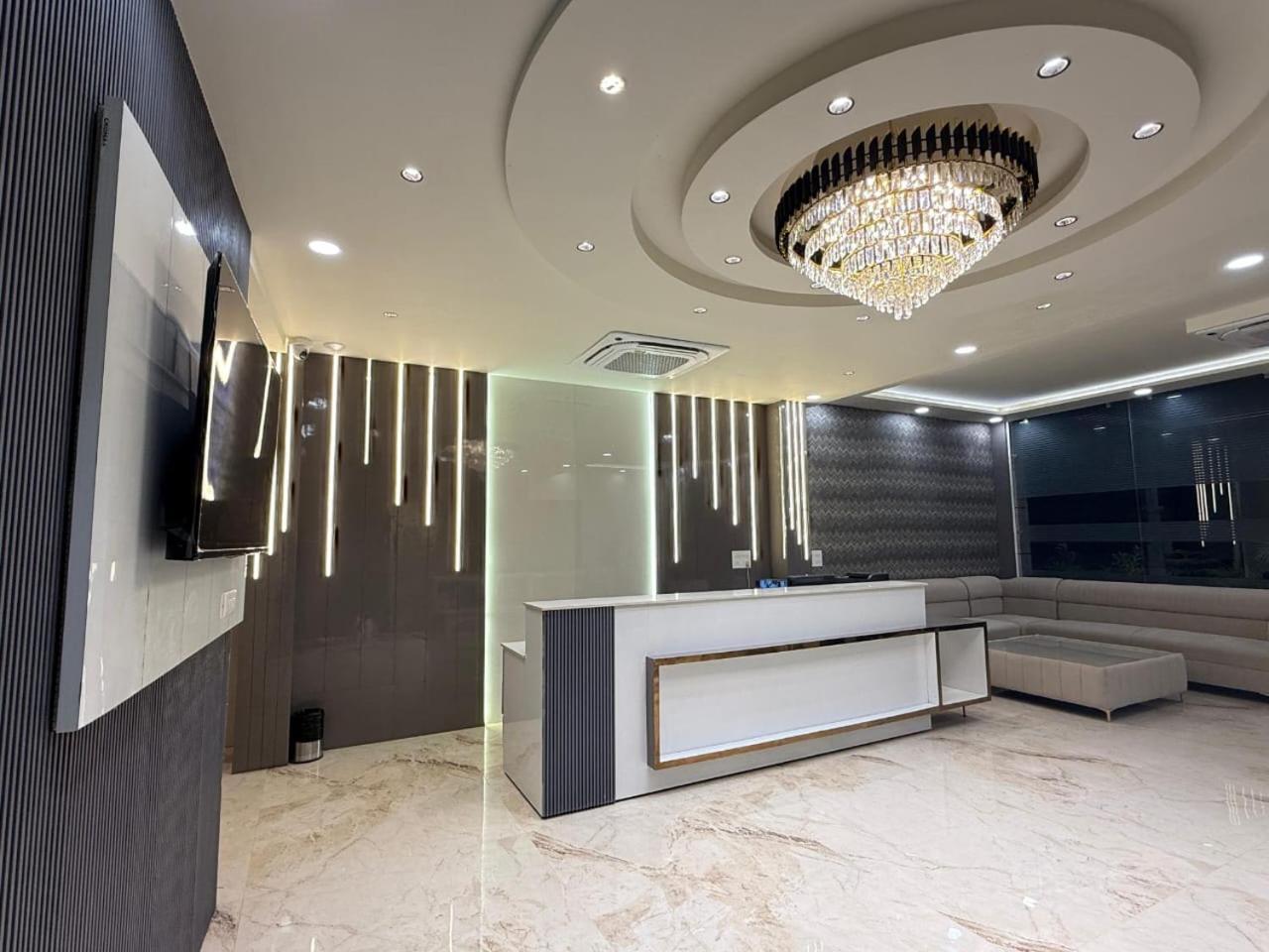 Majestic Heights Hotel 3*