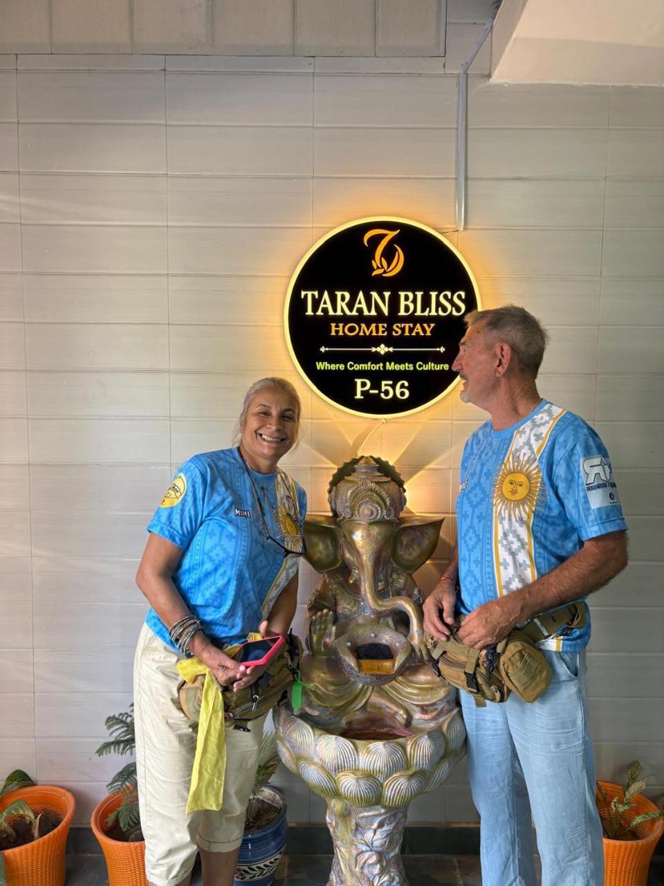 Taran Bliss Agra- Near Taj Mahal Homestay *