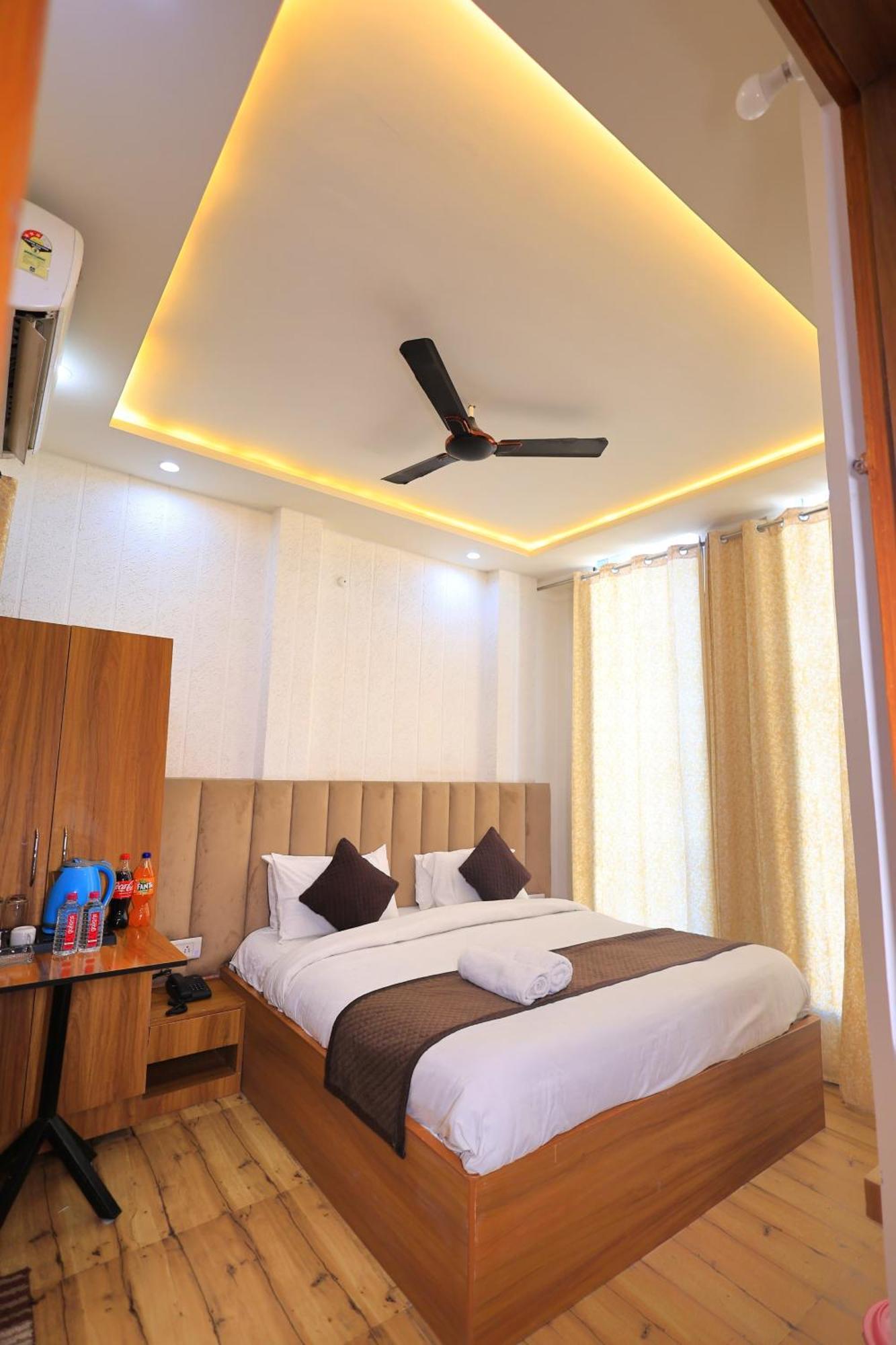 Yuvan Palace - Agra Homestay