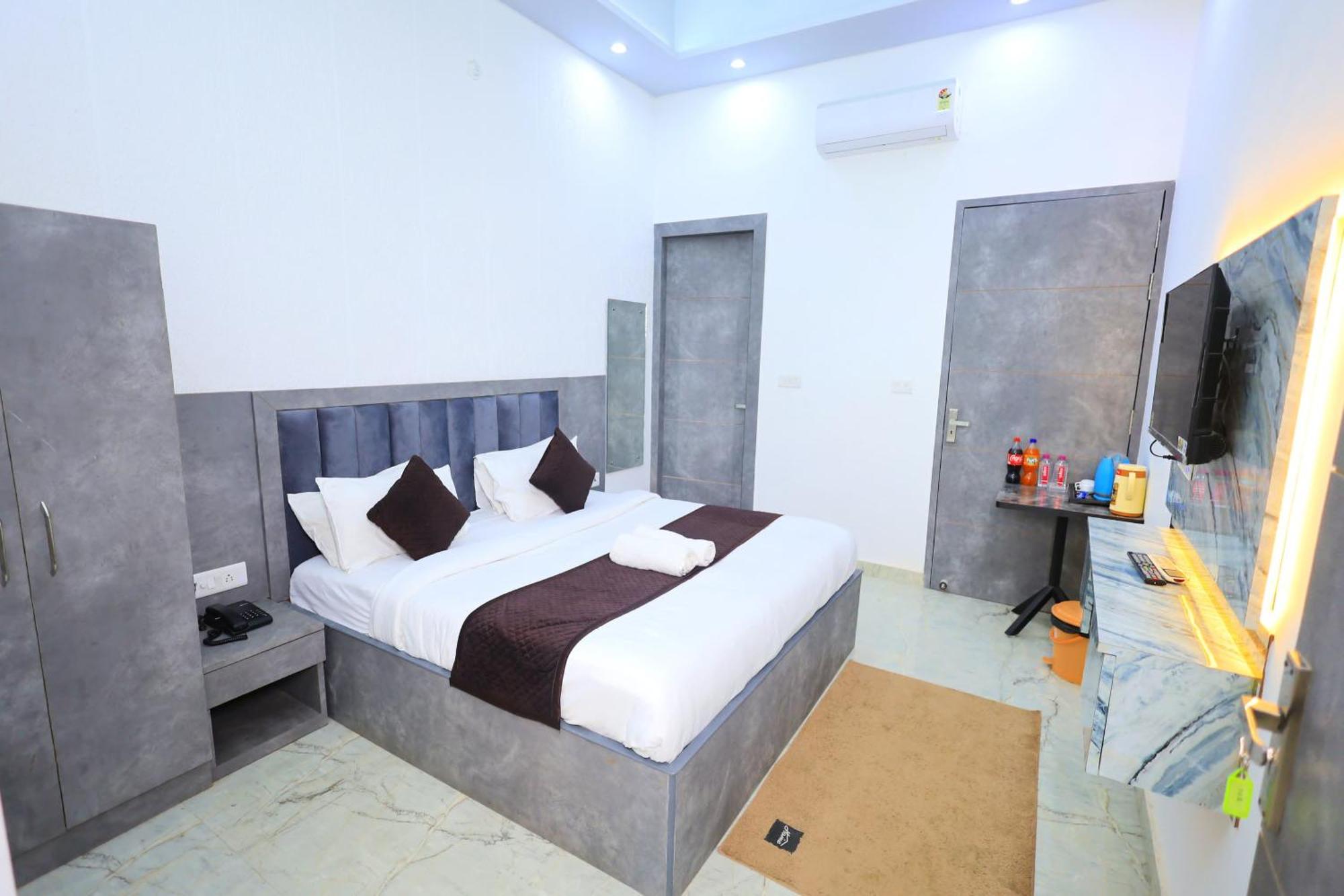 Yuvan Palace - Agra Agra (Uttar Pradesh)