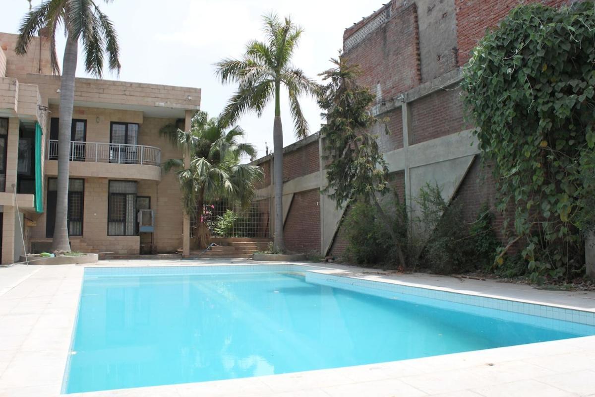 A Scholar Paradise - Lush & Luxe Pool House Villa Agra (Uttar Pradesh)