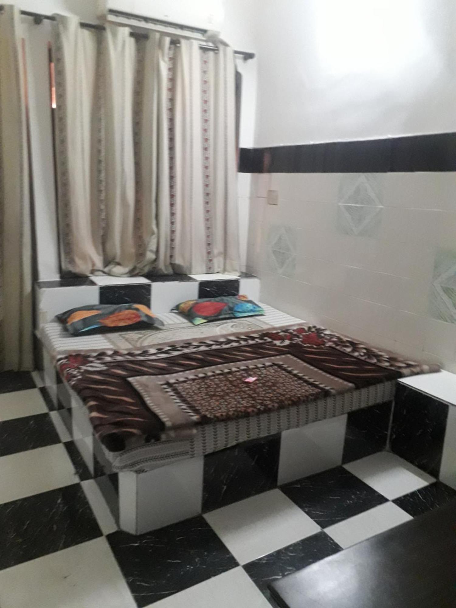 Hotel Sai Palace Walking Distance From Taj Mahal--view Of Taj Mahal Agra (Uttar Pradesh)