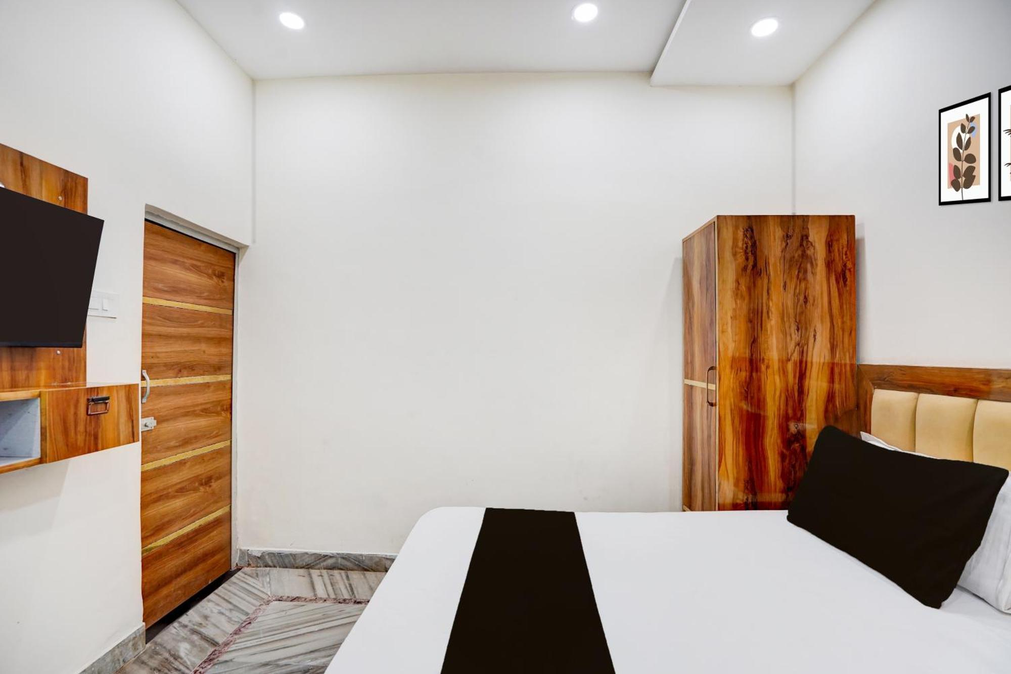 Hotel O Sher-e-punjab & Restaurant 3*