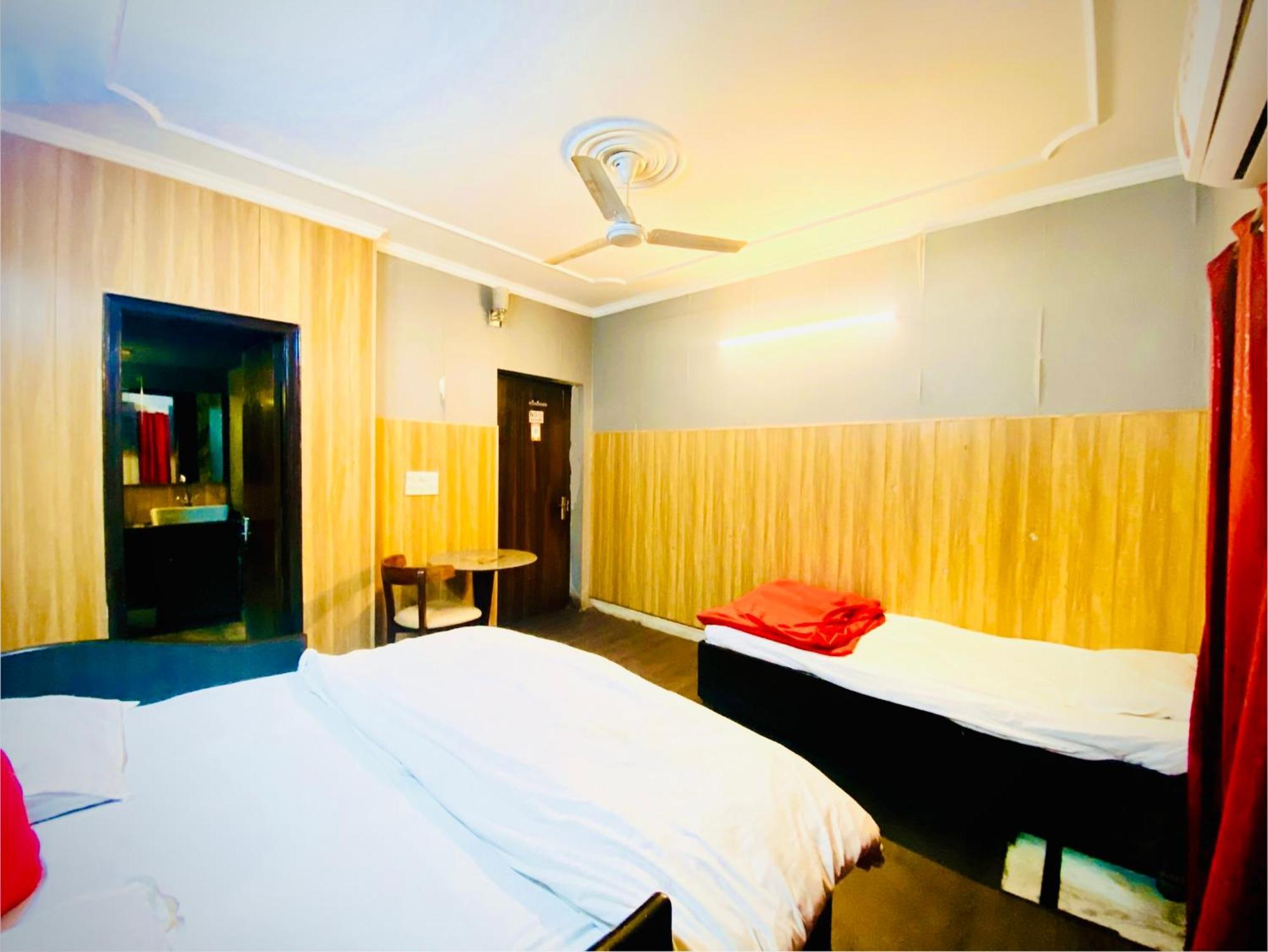 Osakataj Hotel 3*