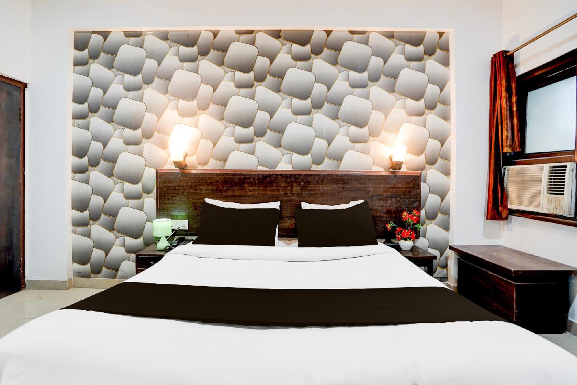 Hotel Super Collection O Tourist Complex Area Formerly Kanha Continental