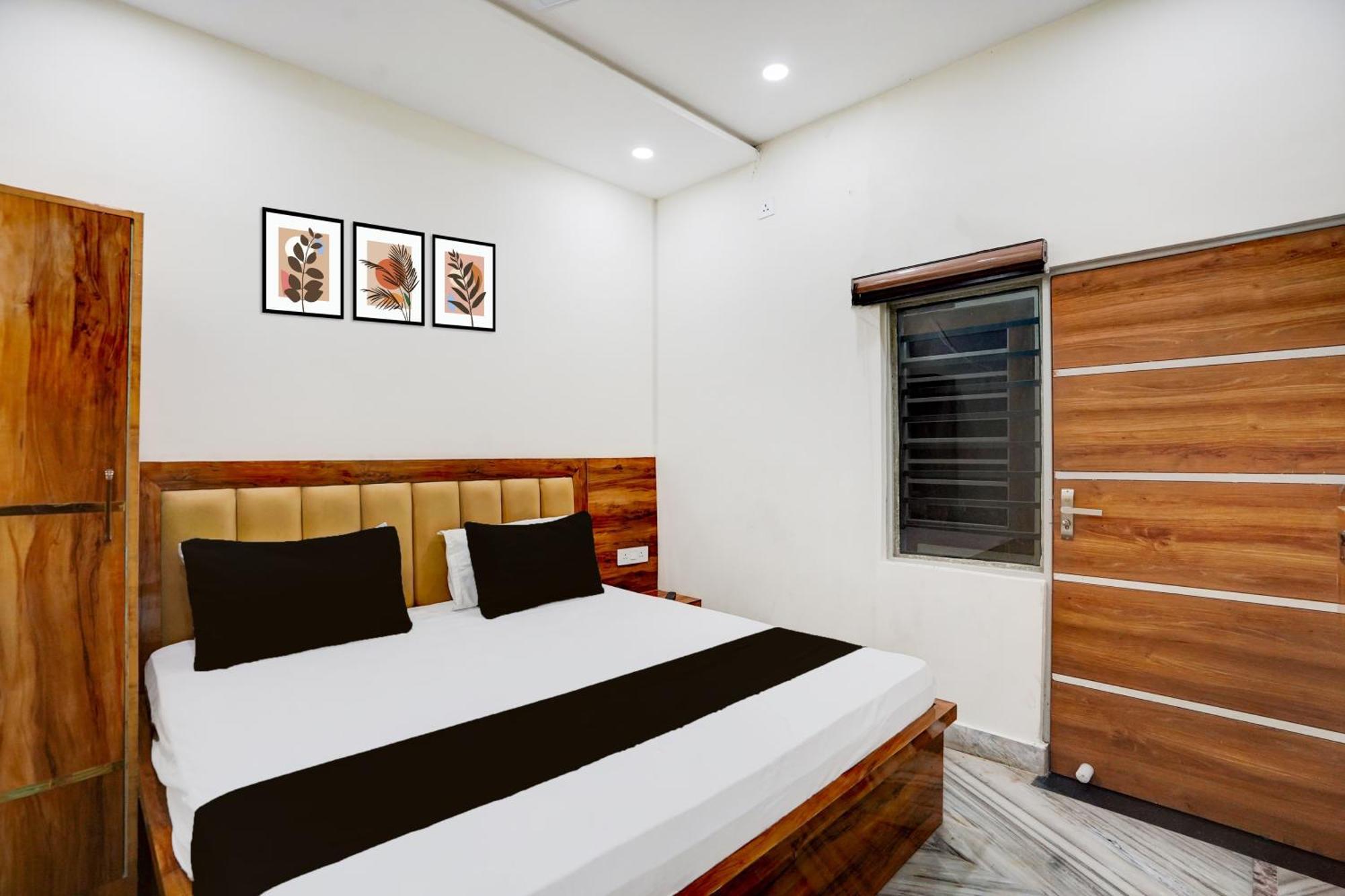 Hotel O Sher-e-punjab & Restaurant 3*
