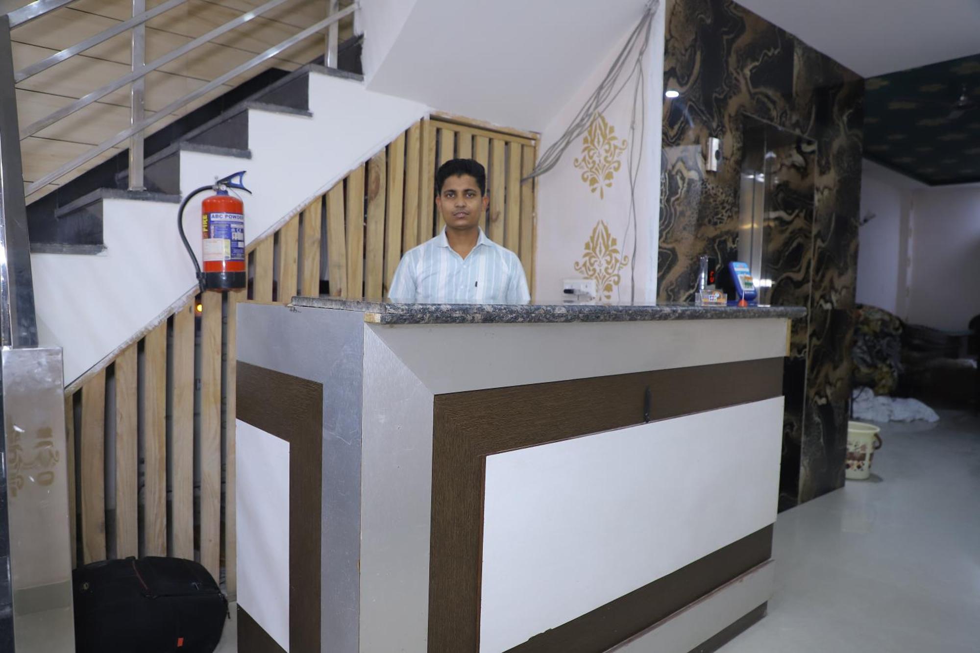 Akash Raj 3* Agra (Uttar Pradesh)