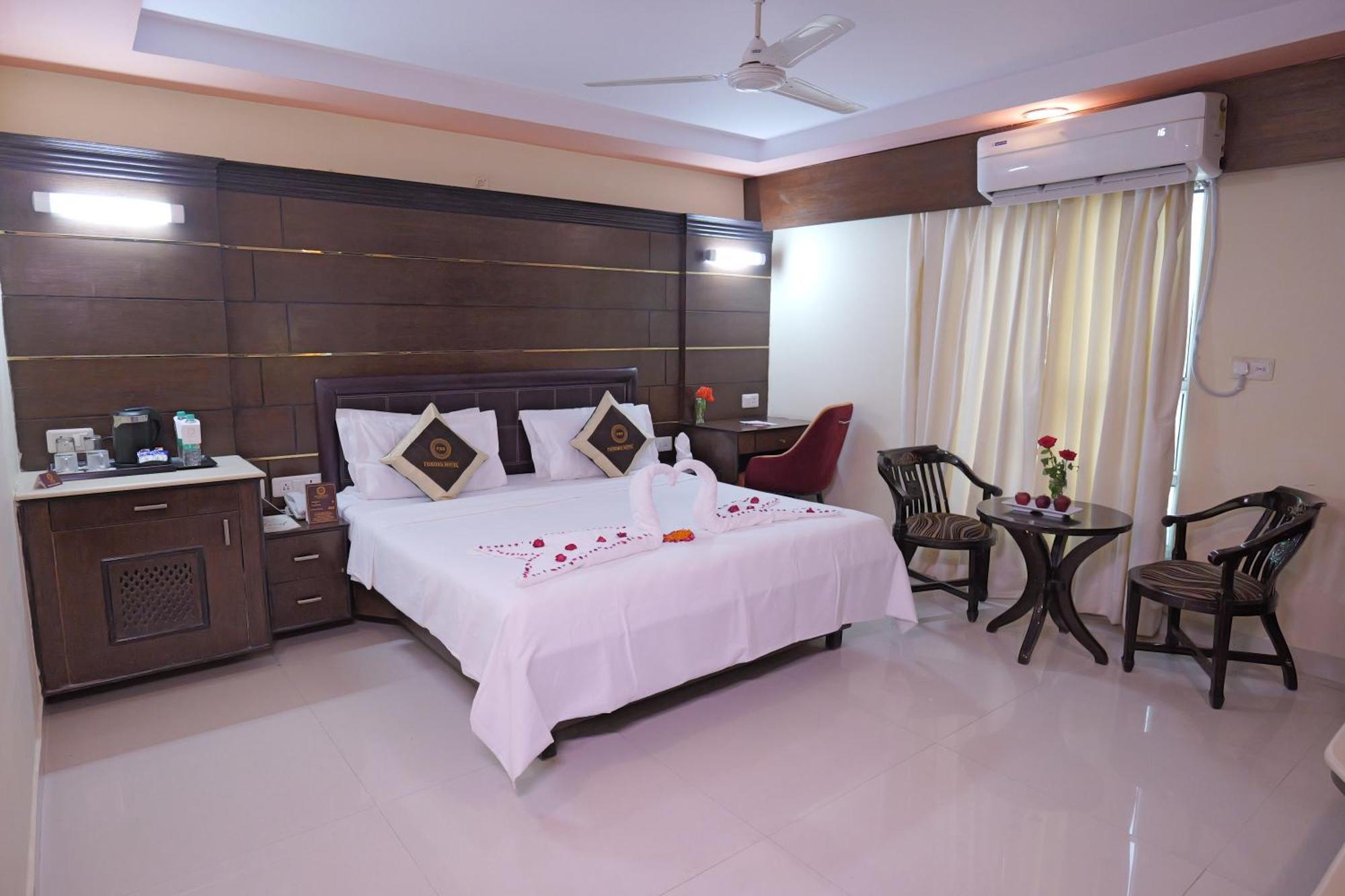 Foxoso Taj View 4*