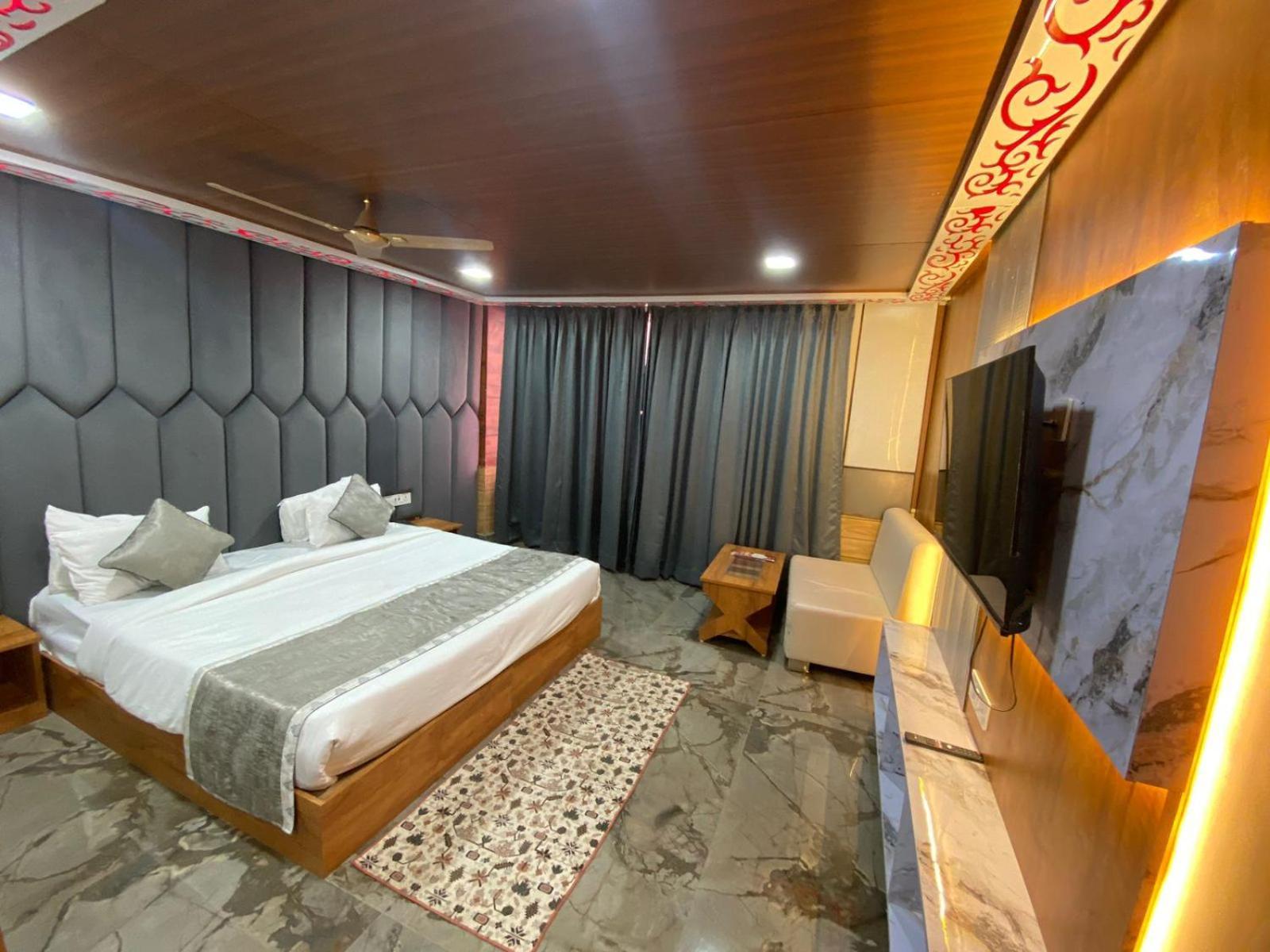 Hotel Rich Grand Hotel