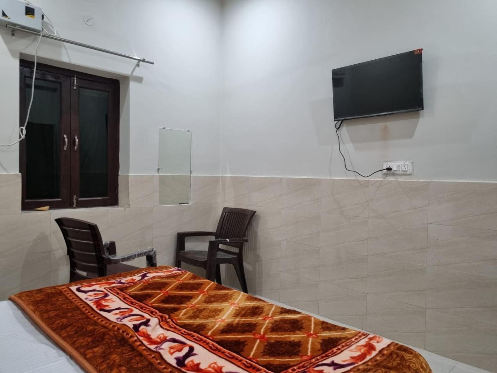 Hotel Great Taj By Silverkey Agra (Uttar Pradesh)