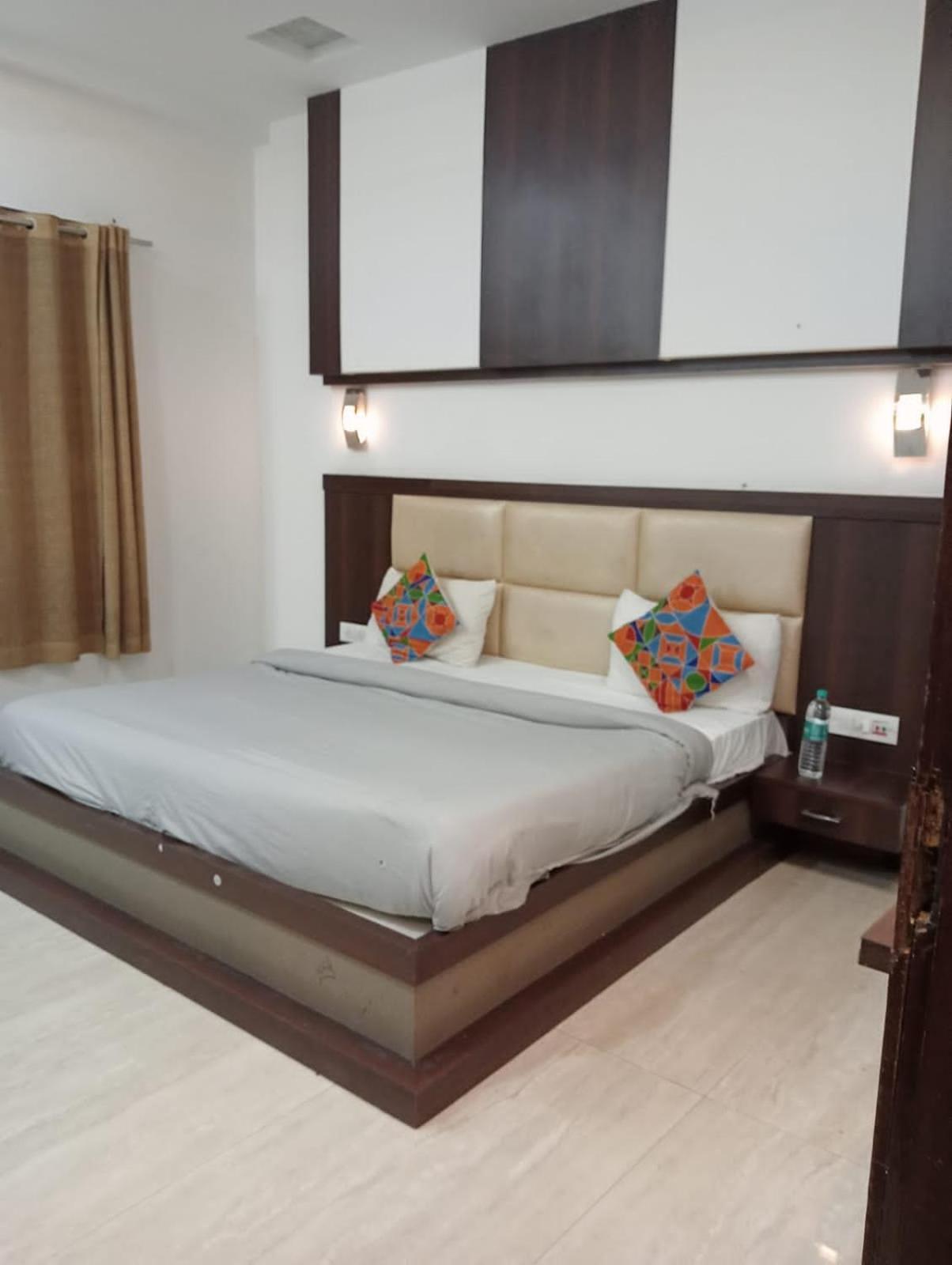 Zeal - In House Parking - 5g Wifi- Near Taj Mahal *