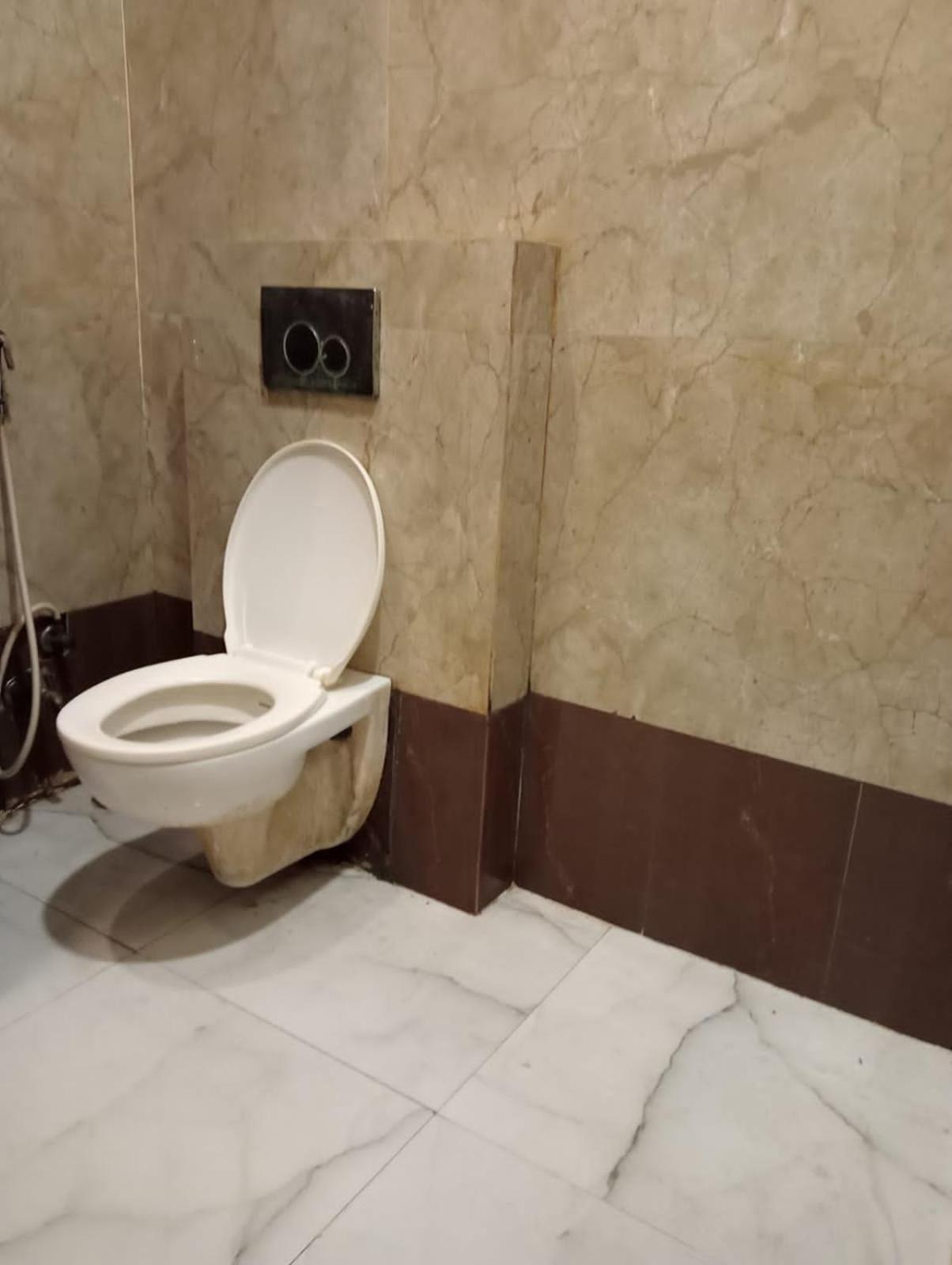 Zeal - In House Parking - 5g Wifi- Near Taj Mahal Guest house *