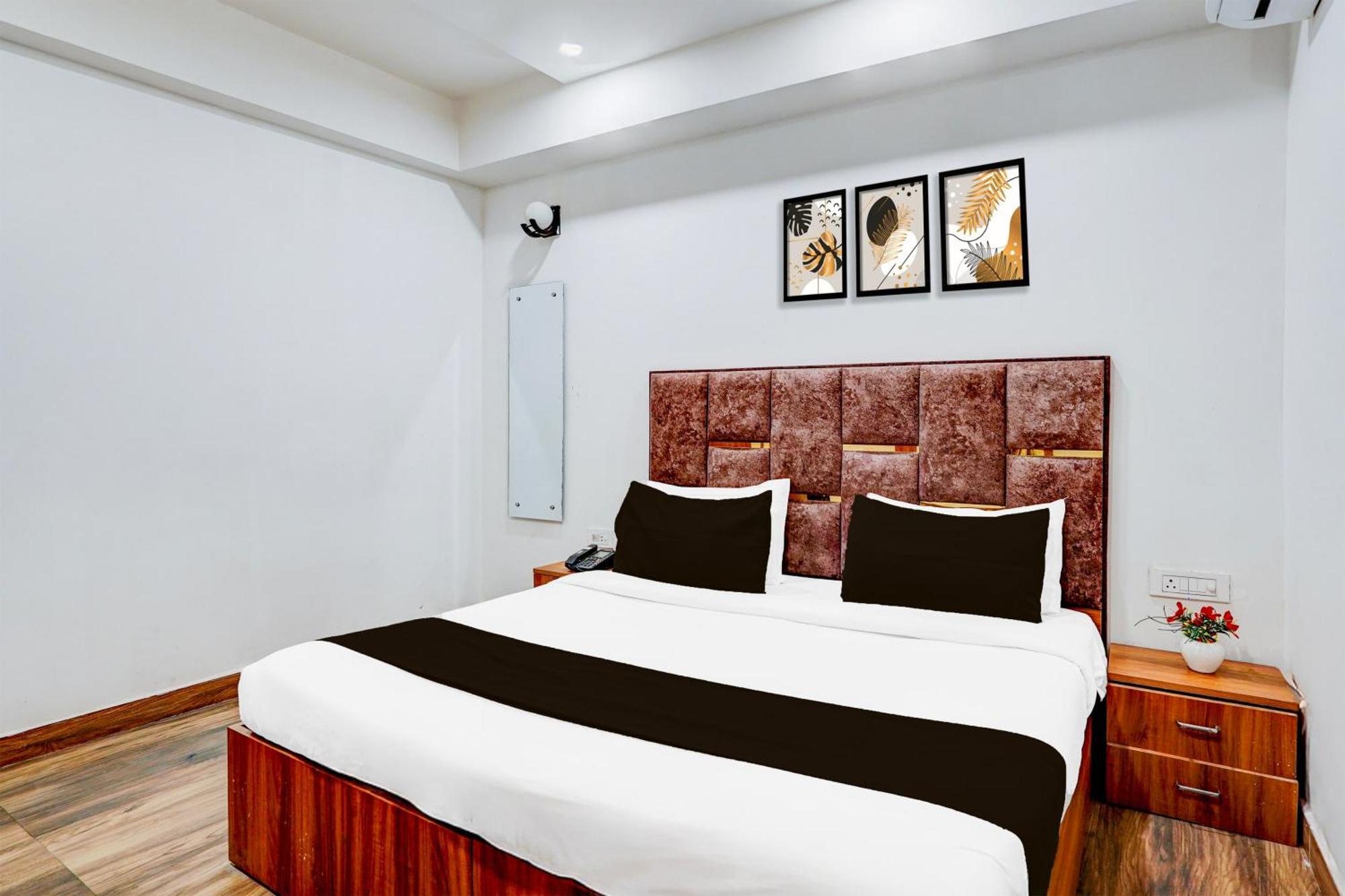 O Kargil Complex Formerly Saarthi Hotel Agra (Uttar Pradesh)