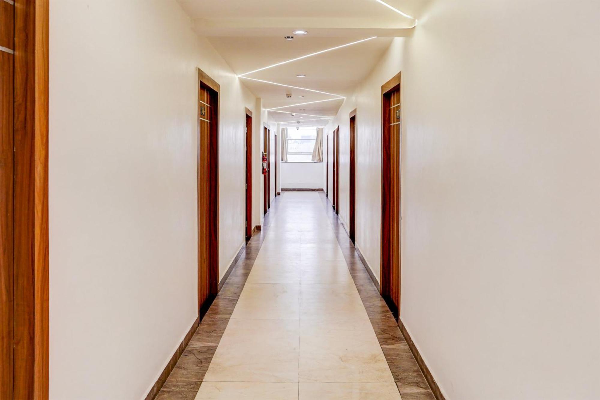 O Kargil Complex Formerly Saarthi Hotel